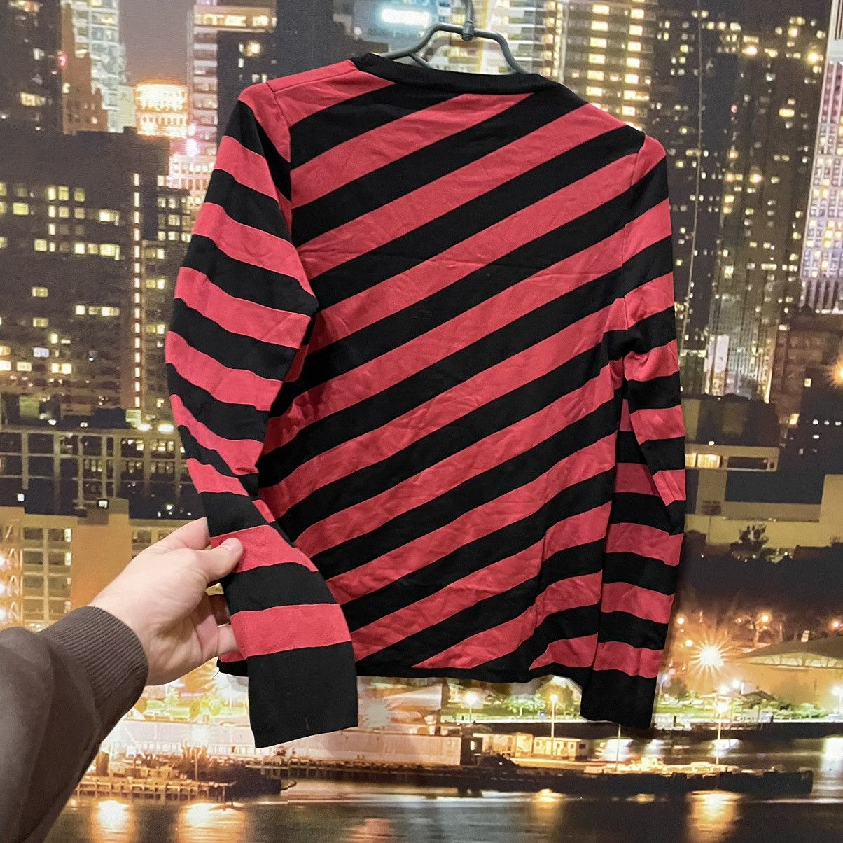 Vintage Y2K Graphic Tee Striped Red Black Humor Streetwear Punk S Size US S / EU 44-46 / 1 - 5 Thumbnail