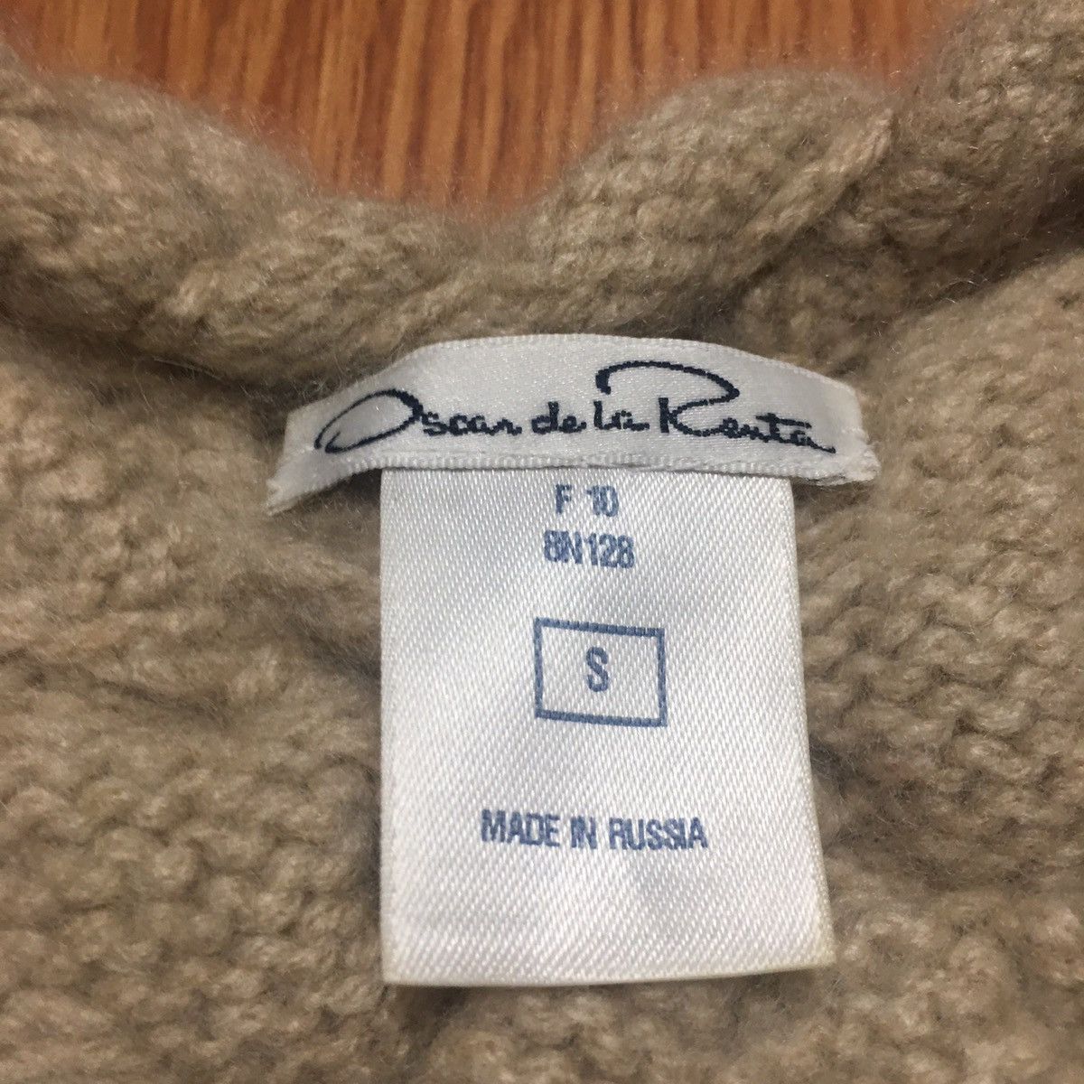 Oscar De La Renta Oscar De La Renta Cashmere Knit Sweater Size S Size S / US 4 / IT 40 - 10 Thumbnail