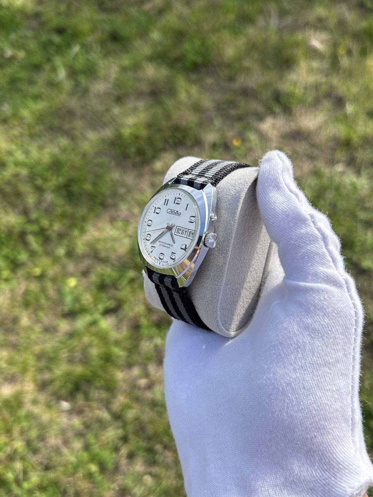 Vintage Vintage Watch Slava Automatic USSR Soviet Wristwatch 1980s Size ONE SIZE - 12 Thumbnail
