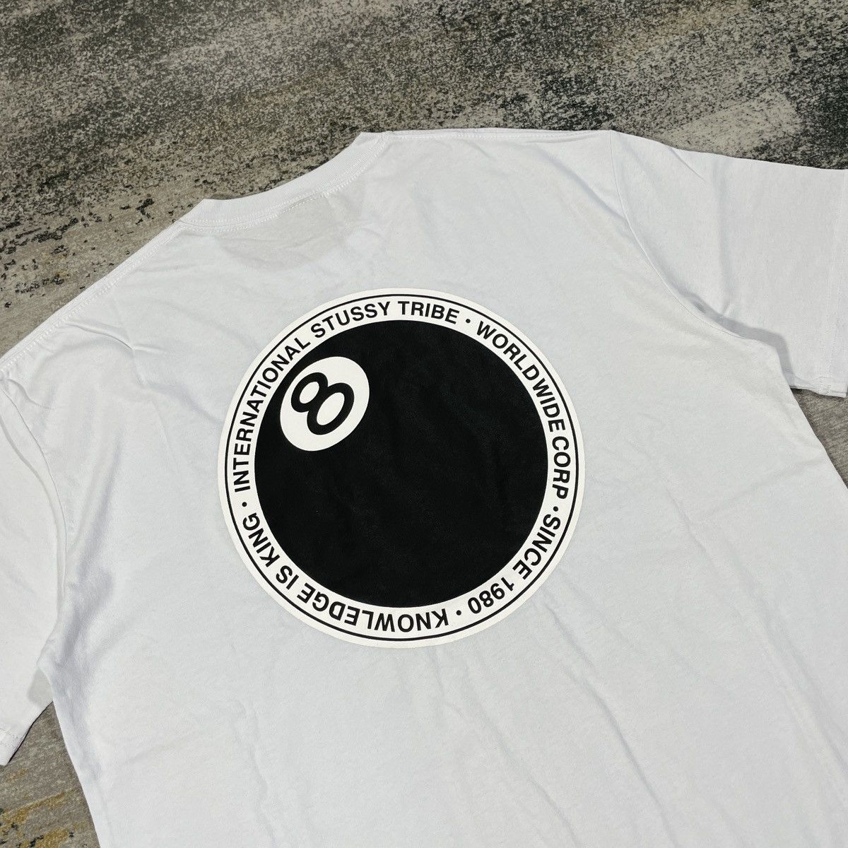 早期完売 Stussy★BULLDOG TEE(WHITE/追跡O) Stussy Bulldog Tee (White) | Shop authentic streetwear