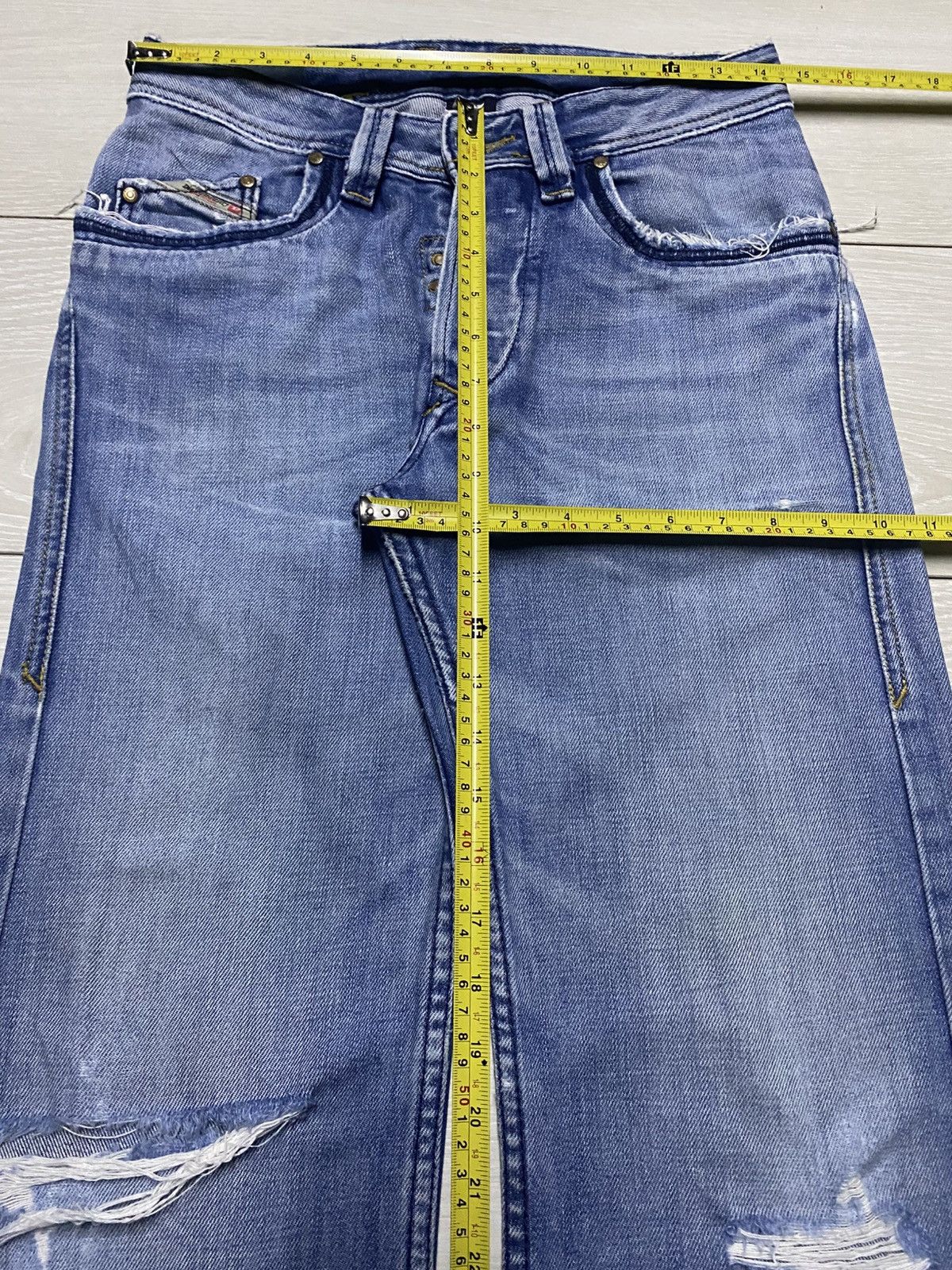 Diesel Black Gold Vintagw Diesel Italy Faded Wash Distressed Loose Jeans Size US 29 - 16 Thumbnail