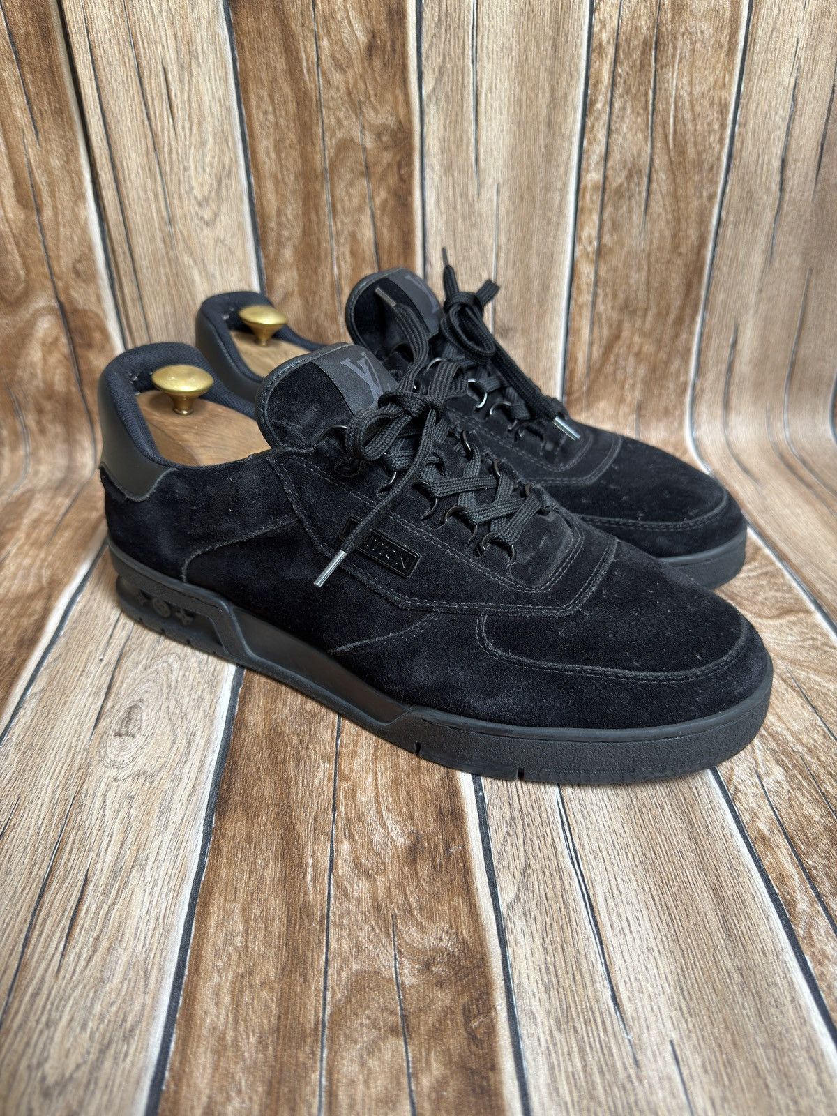 Louis Vuitton Suede lv trainers Size US 10 / EU 43 - 3 Thumbnail