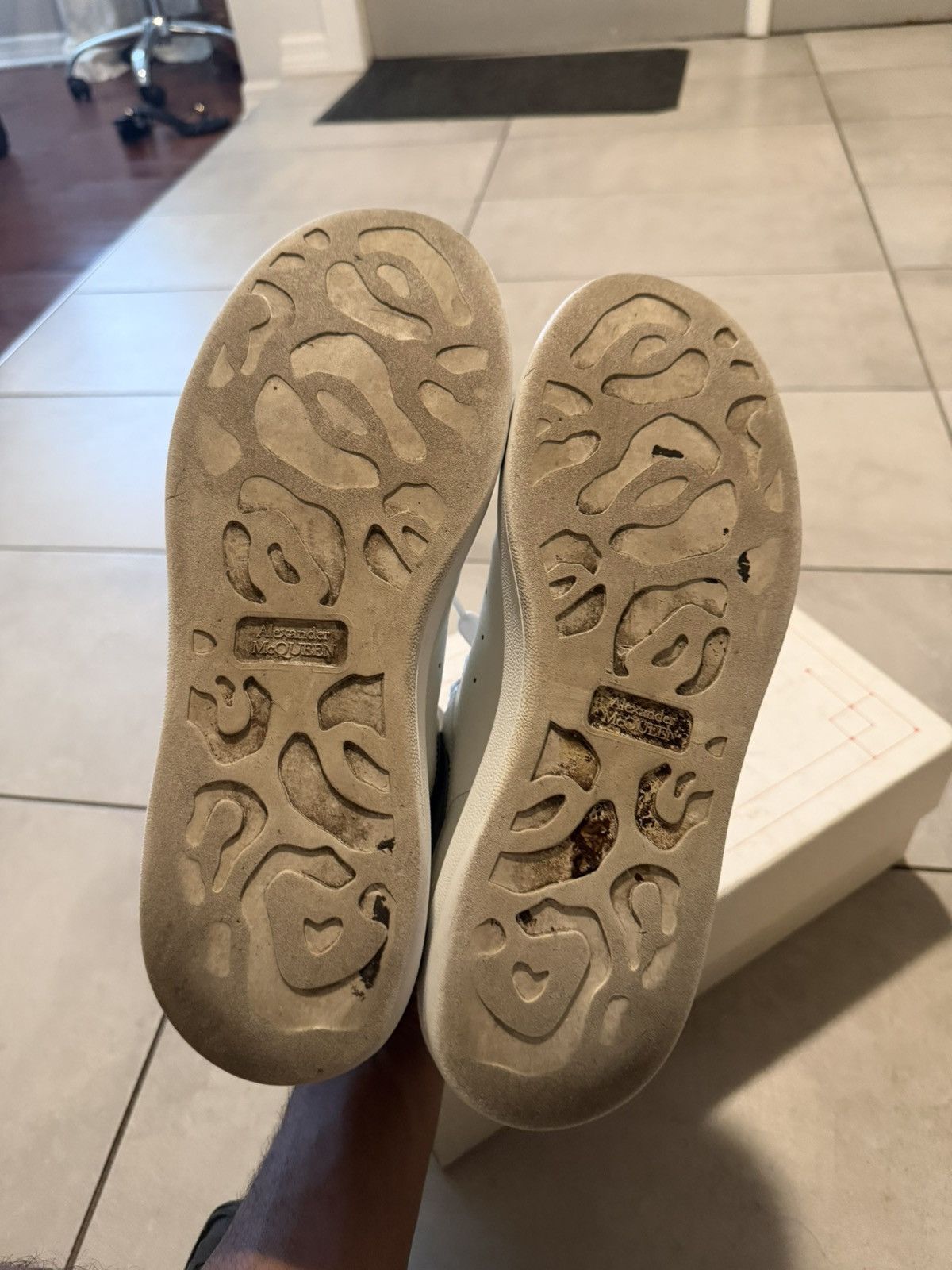 Alexander McQueen Mcqueen Oversized Sneakers Size US 9 / EU 42 - 3 Thumbnail