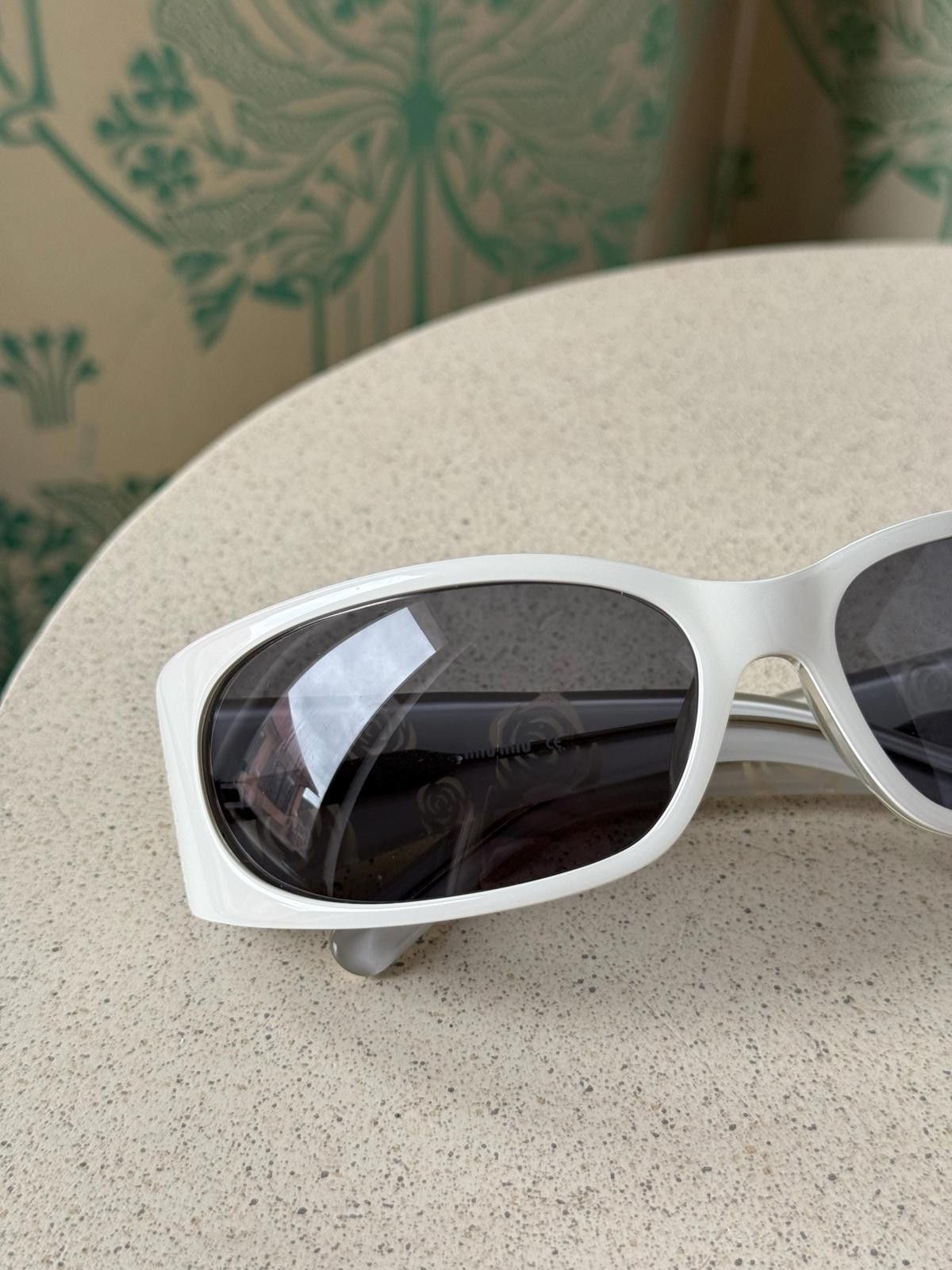 Miu Miu Vintage Miu Miu Logo Rose Wraparound White Women Sunglasses Size ONE SIZE - 5 Thumbnail