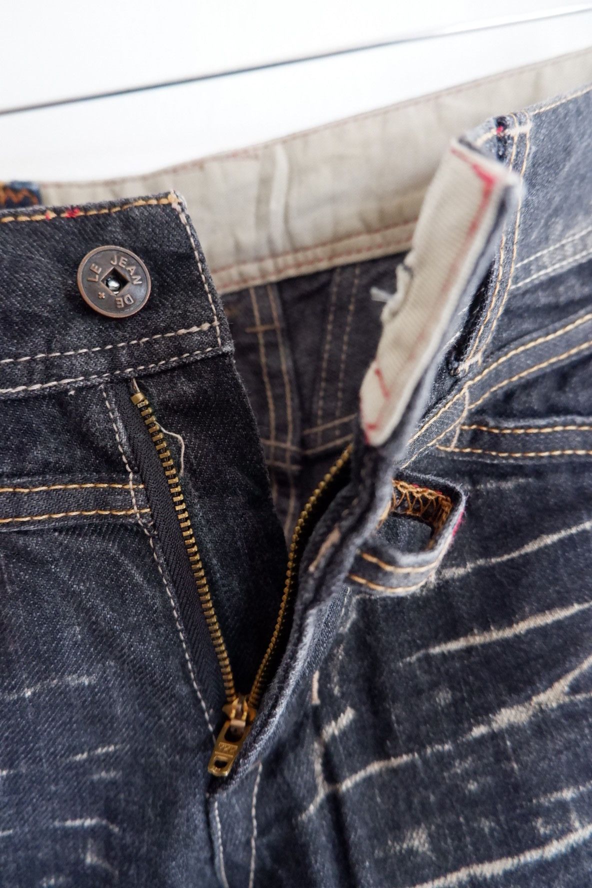Marithe + Francois Girbaud Vintage Le Jean De Marithe Francois Girbaud Flared Jeans Size US 28 / EU 44 - 5 Thumbnail