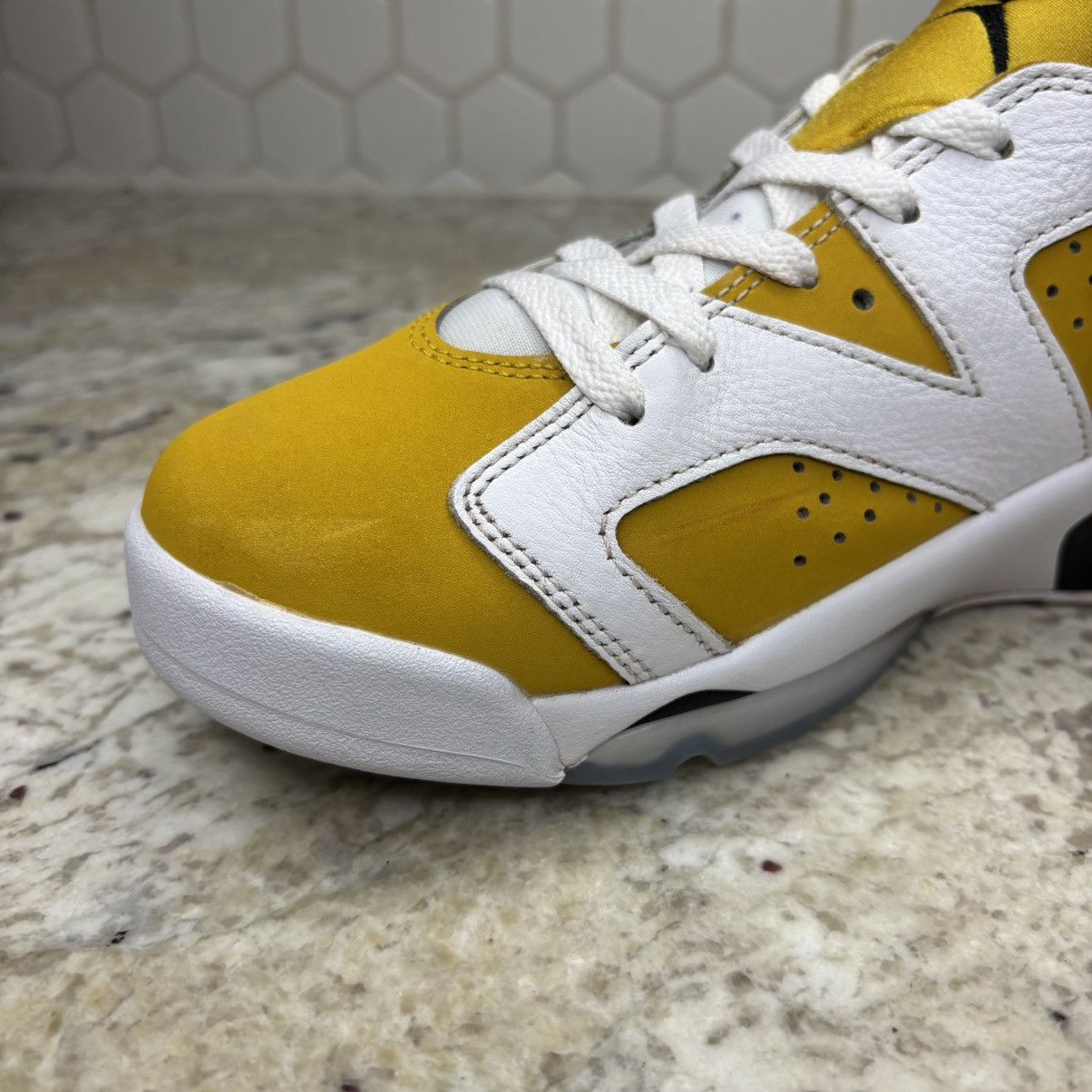 Jordan Brand Size 8.5 - Air Jordan 6 Retro Yellow Ochre CLEAN W/Box Size US 8.5 / EU 41-42 - 8 Thumbnail