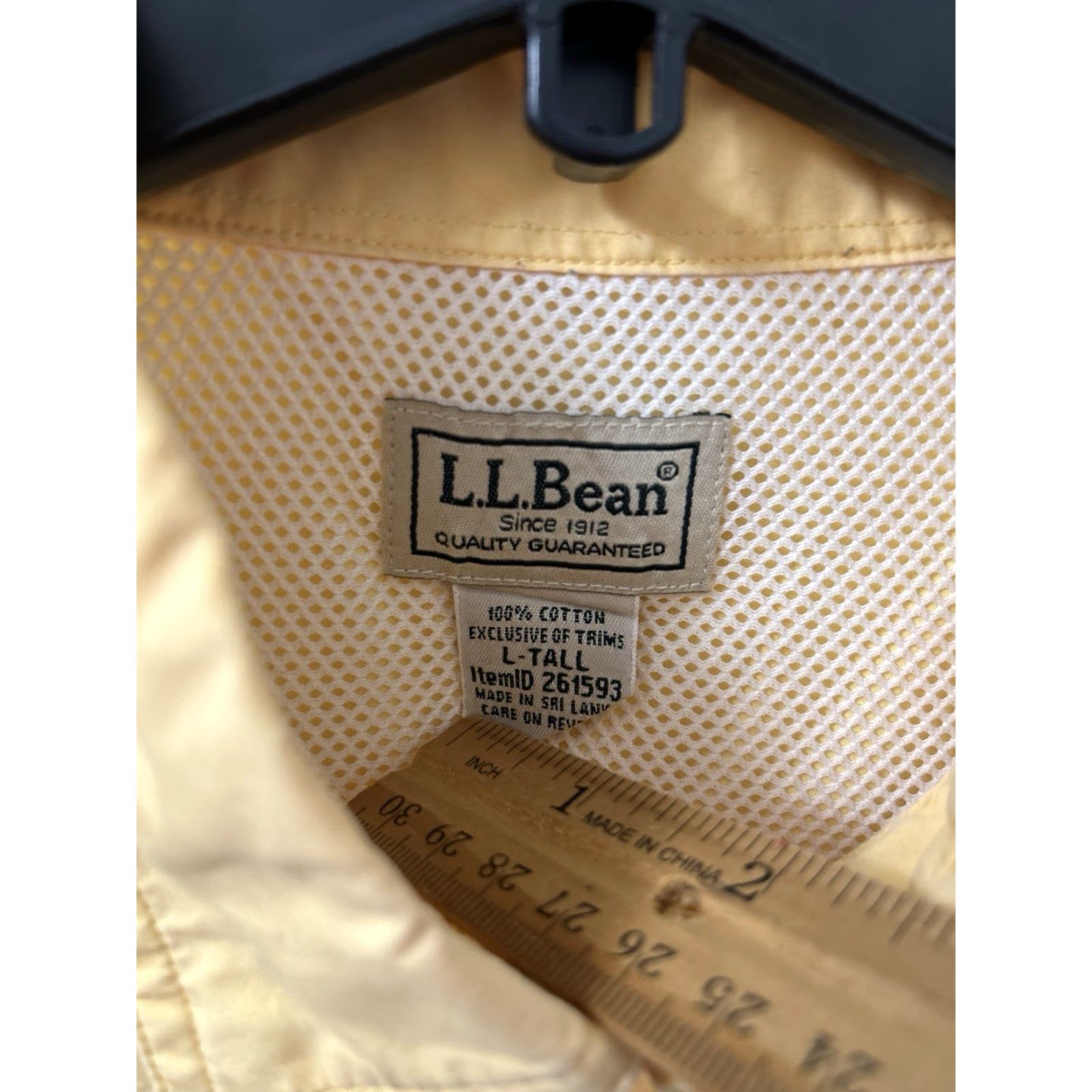 Vintage LL Bean Shirt Mens Large Yellow Button-Down Long Sleeve Pockets Breathable Fishing 261593 Size US L / EU 52-54 / 3 - 6 Thumbnail