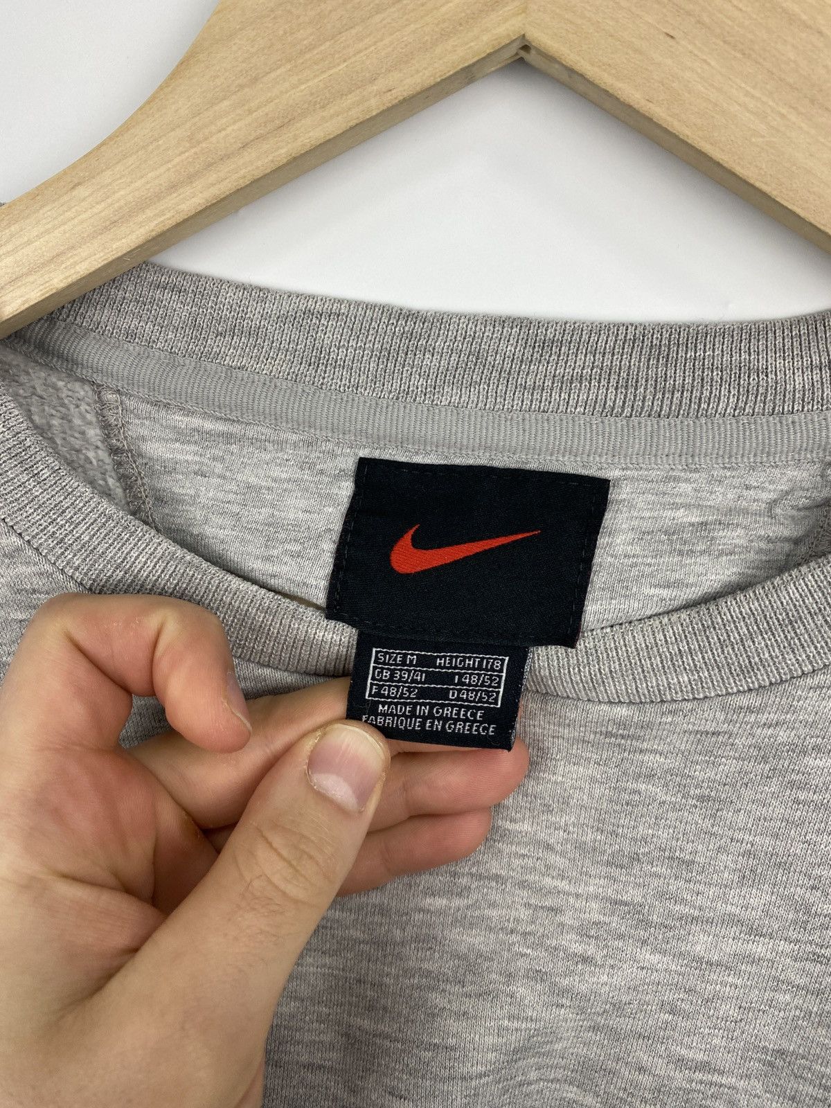 Nike 🇺🇸 Vintage 90s Nike Sweatshirt Swoosh Small Logo Y2K Rare Size US M / EU 48-50 / 2 - 5 Thumbnail