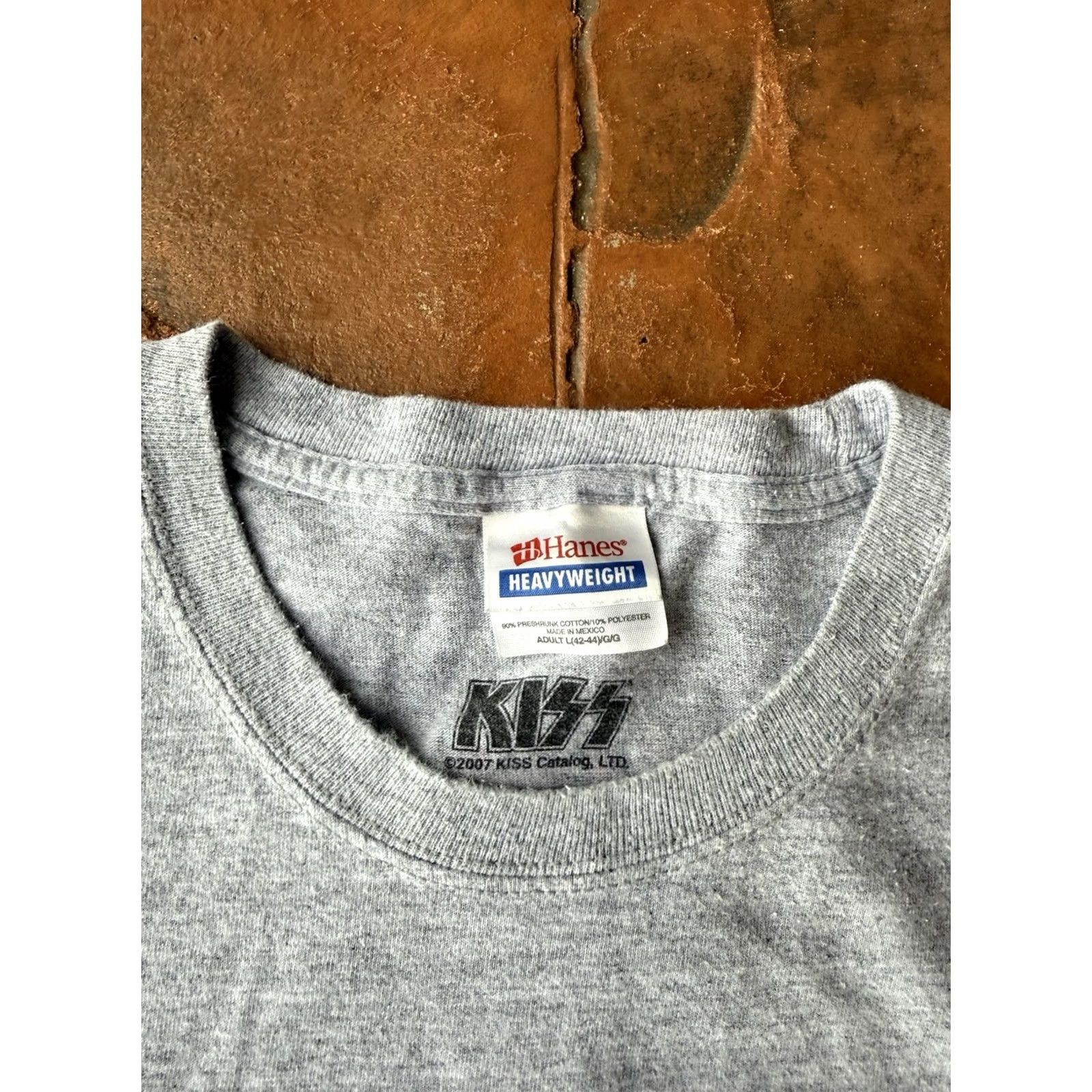 Hanes VINTAGE Kiss Coffee House T-Shirt Unisex Adults L Gray Hanes Crew Neck Short Sleeve Band Music 70s 80s 90s Rock N Roll Over KISS ARMY Logo Size US L / EU 52-54 / 3 - 2 Thumbnail