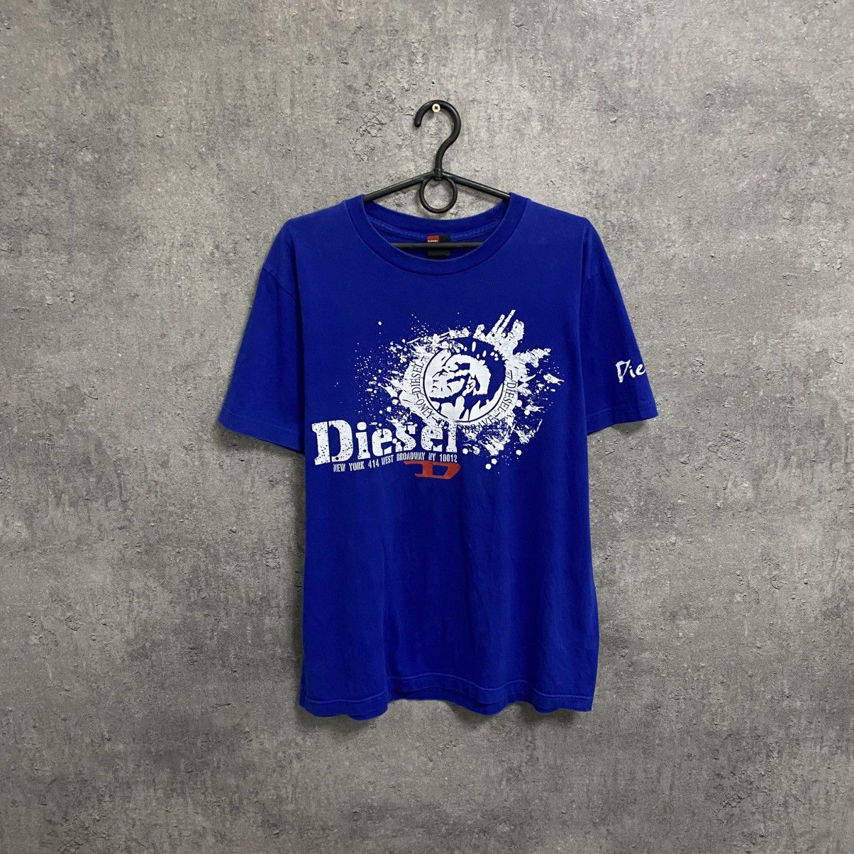 Diesel Vintage Diesel T-Shirt Big Logo Japan Style Y2k Size US L / EU 52-54 / 3 - 1 Thumbnail