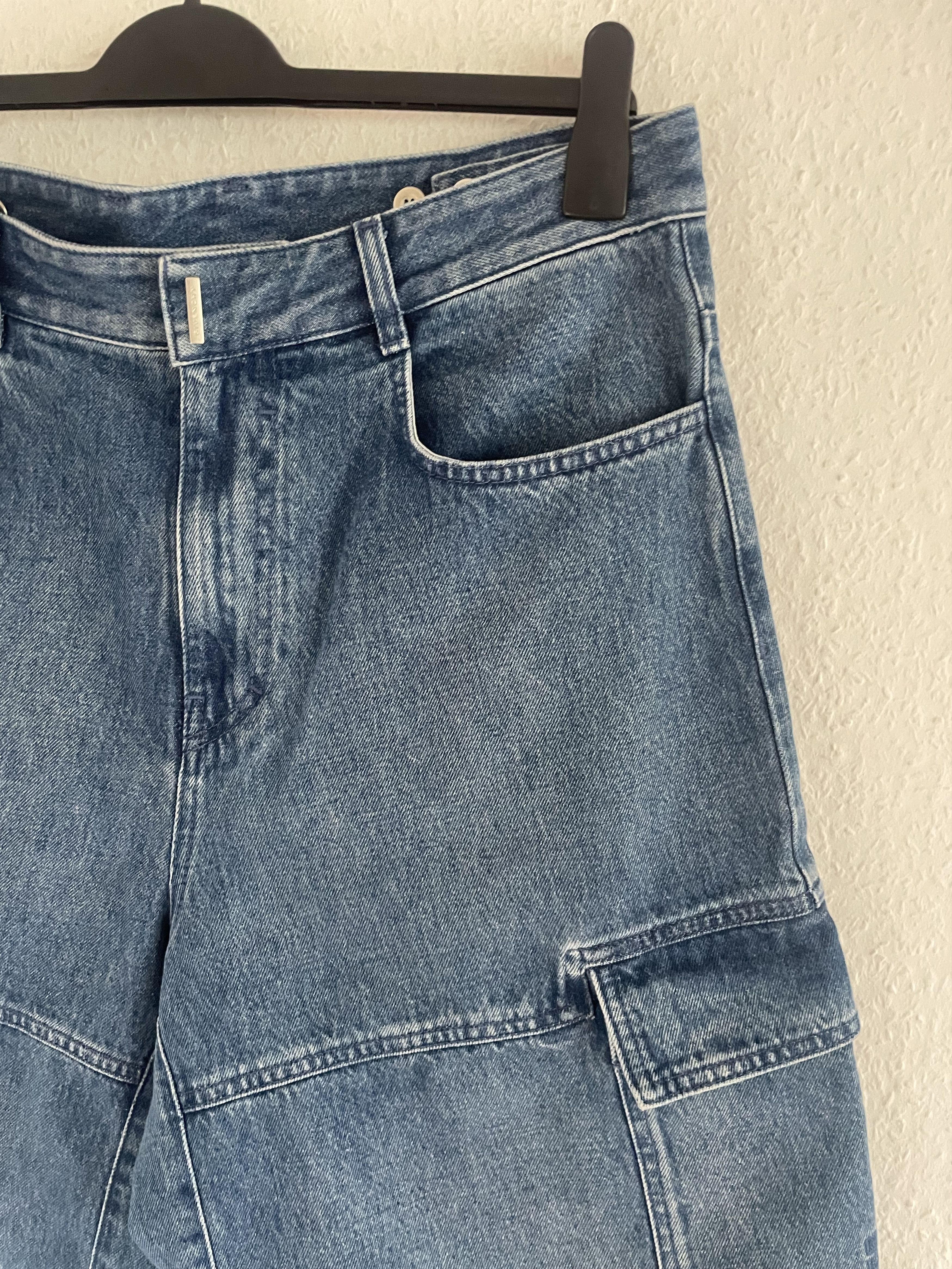 Givenchy Cargo Denim Shorts Size US 33 - 4 Thumbnail