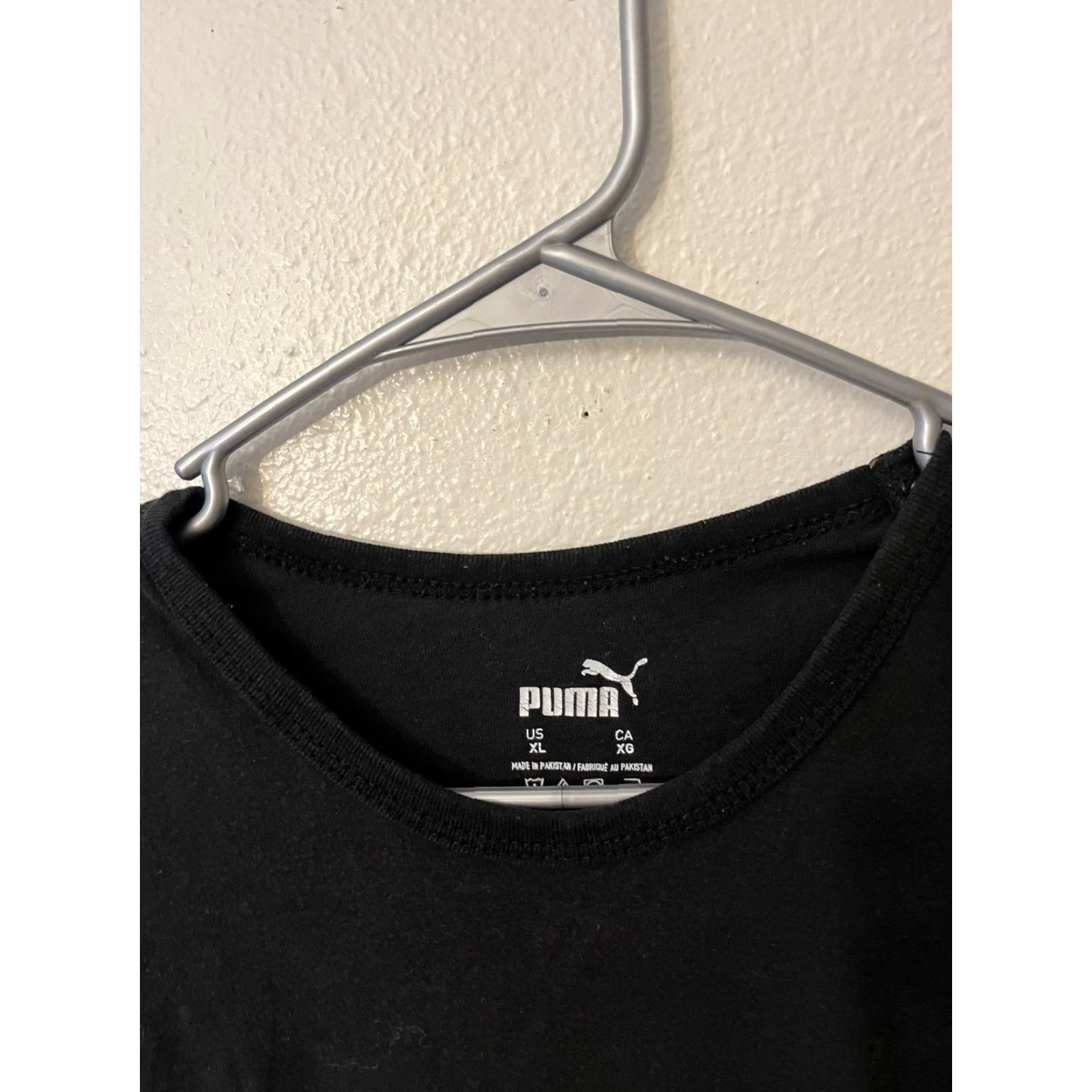Puma Puma Logo Puma Men T-Shirt XL Black Logo Solid Regular Crew Neck Shirt Mens XL Black Logo Puma Size US XL / EU 56 / 4 - 2 Thumbnail