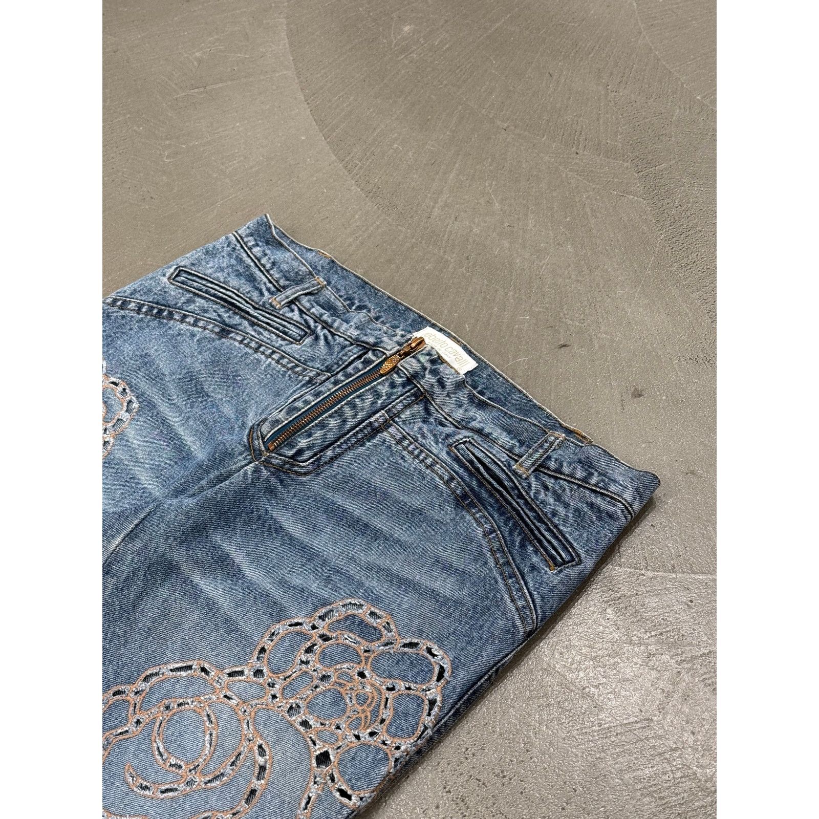 Roberto Cavalli S/S 2008 Roberto Cavalli laser cut jeans Size US 36 / EU 52 - 5 Thumbnail