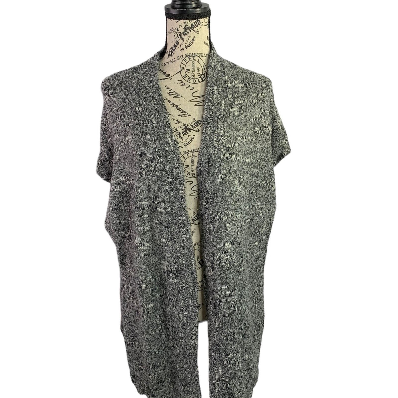 Tommy Bahama Tommy Bahama Women's Size Small Cardigan Sweater Wool Blend Size S / US 4 / IT 40 - 1 Thumbnail