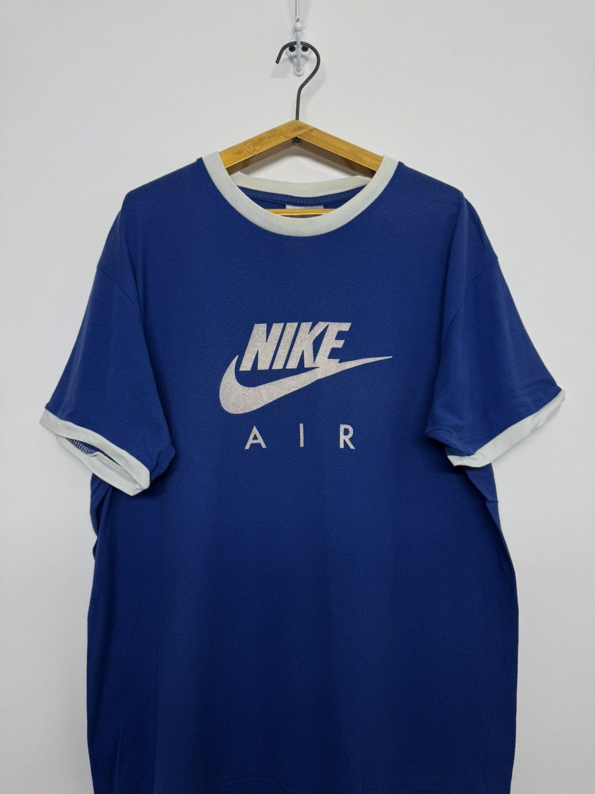 Nike Vintage Y2k Nike Air Big Logo Swoosh T-Shirt Size US XL / EU 56 / 4 - 4 Thumbnail