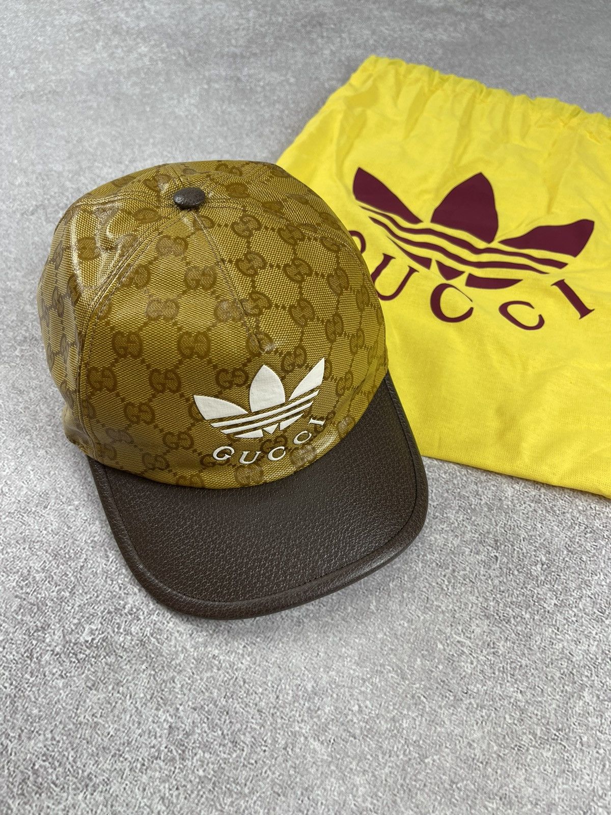 Adidas × Gucci Gucci x Adidas Baseball Cap Monogram Canvas Leather Size M Size ONE SIZE - 9 Thumbnail