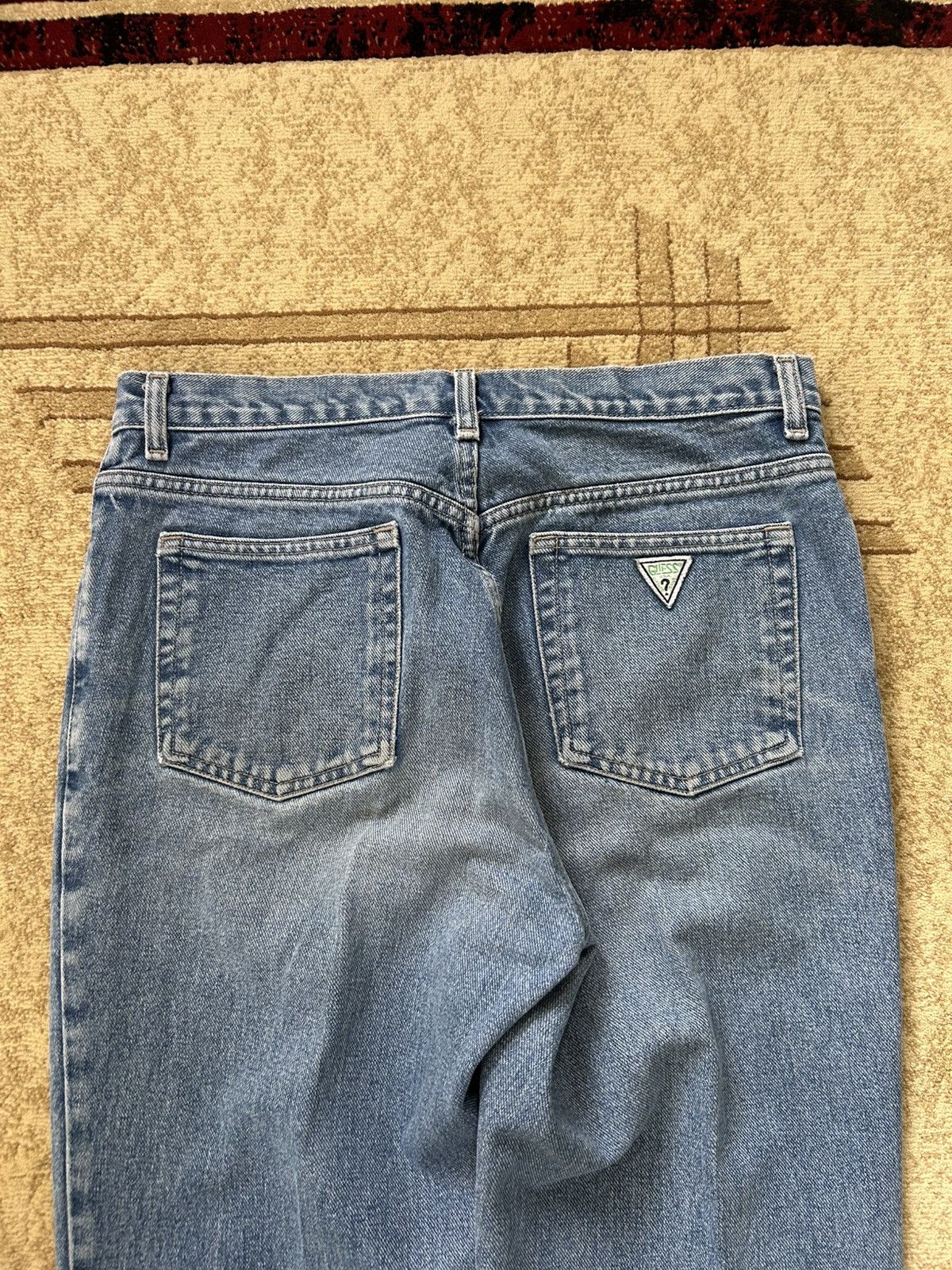 Guess Vintage Guess Light Wash Jeans Size US 31 - 7 Thumbnail