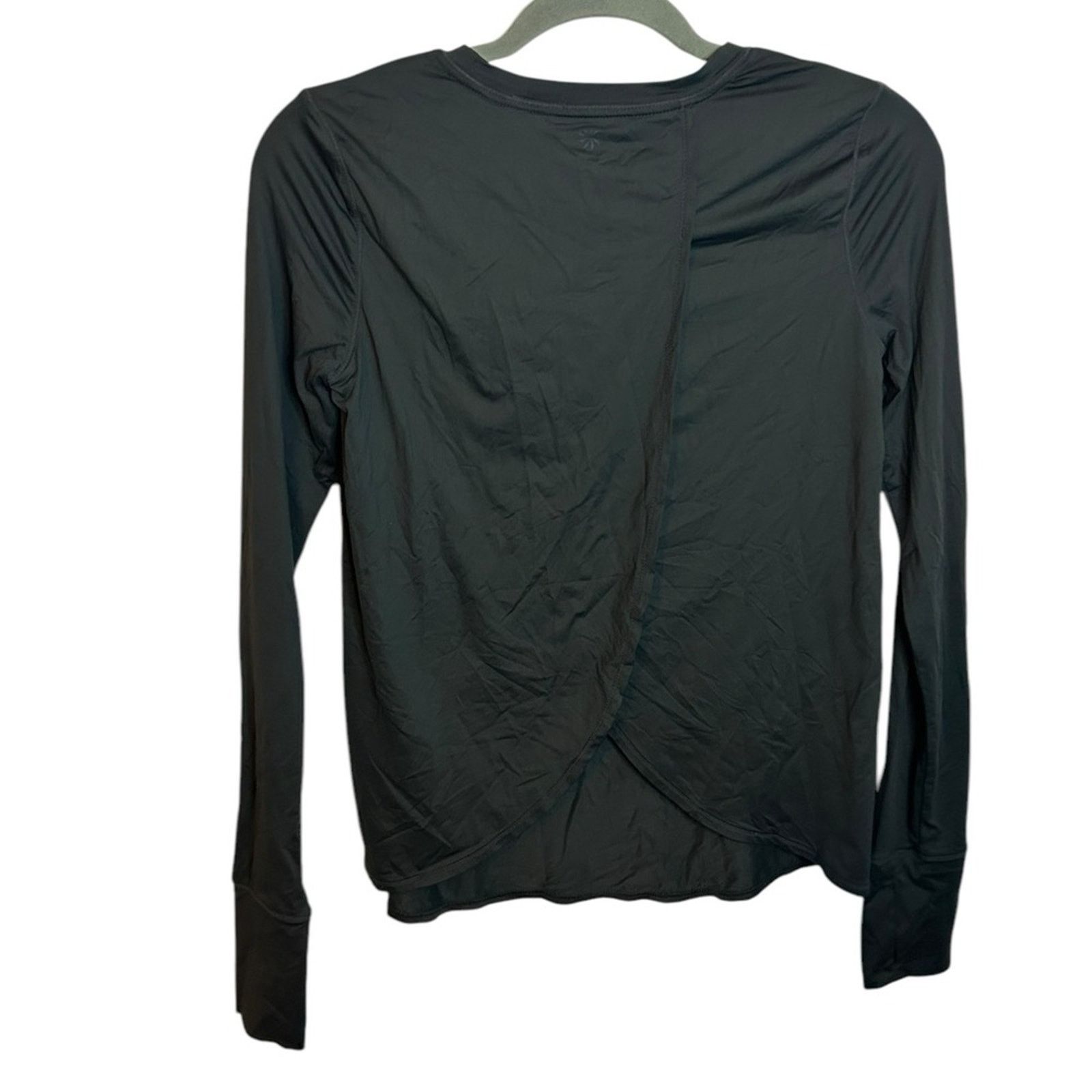 Athleta Athleta Sunlover UPF Tulip Back Olive Green Long Sleeve Top Size XXS / US 00 / IT 34 - 2 Thumbnail