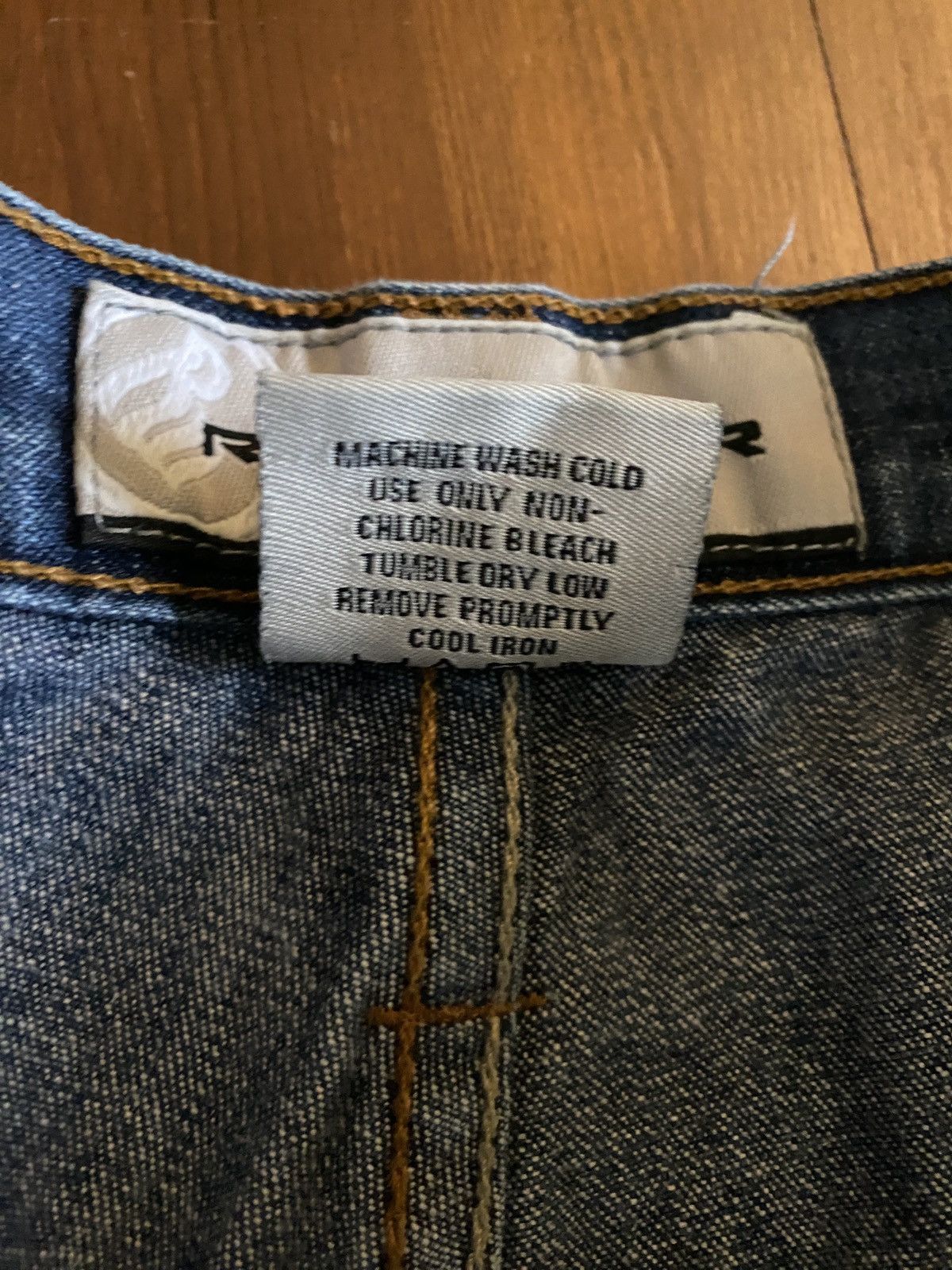 Rocawear Vintage Y2K’s Rocawear Wide Leg Baggy Denim Jeans 35x32 Size US 35 - 22 Thumbnail
