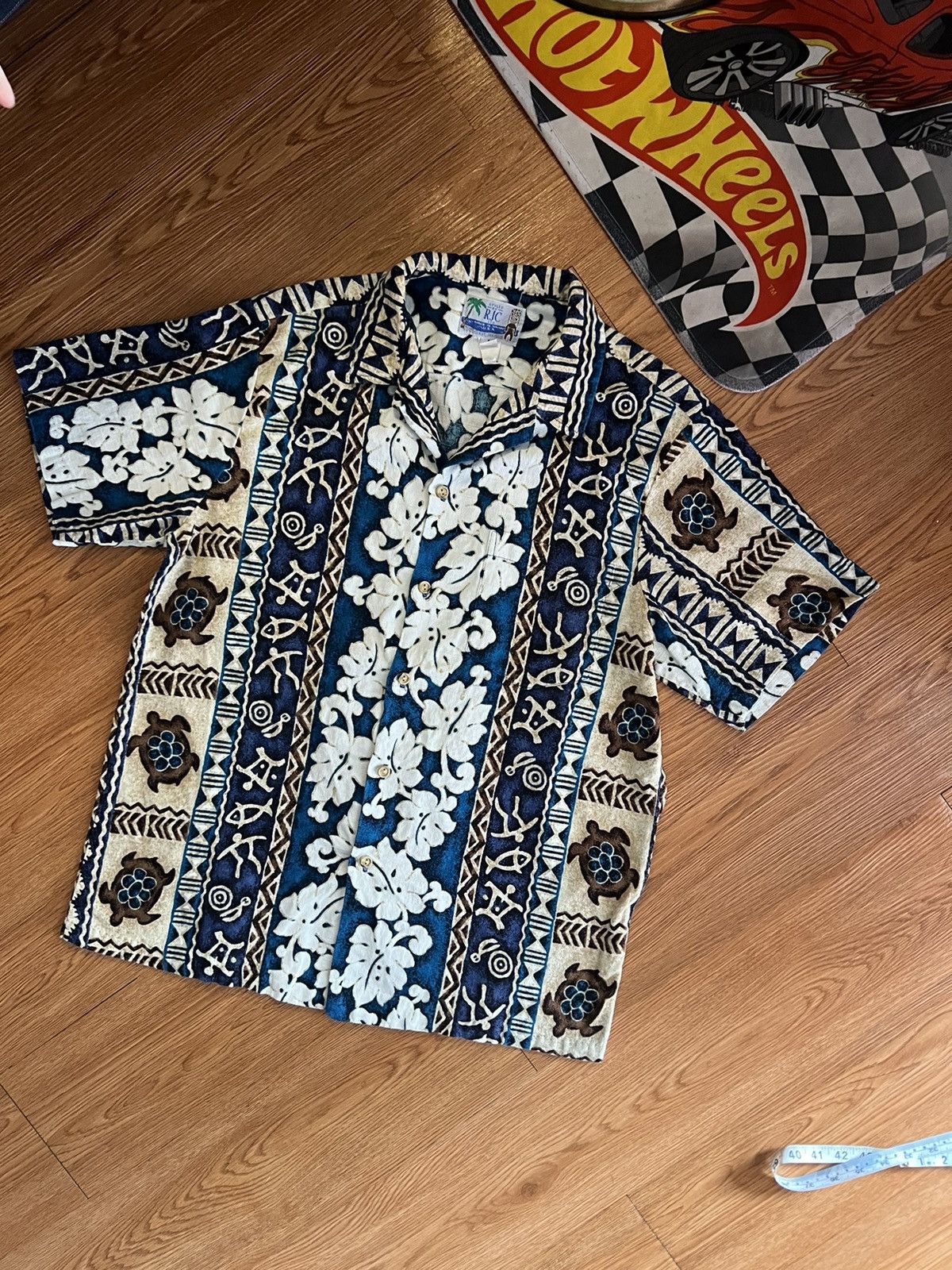 Other Vtg Hawaii RJC Size US L / EU 52-54 / 3 - 6 Thumbnail