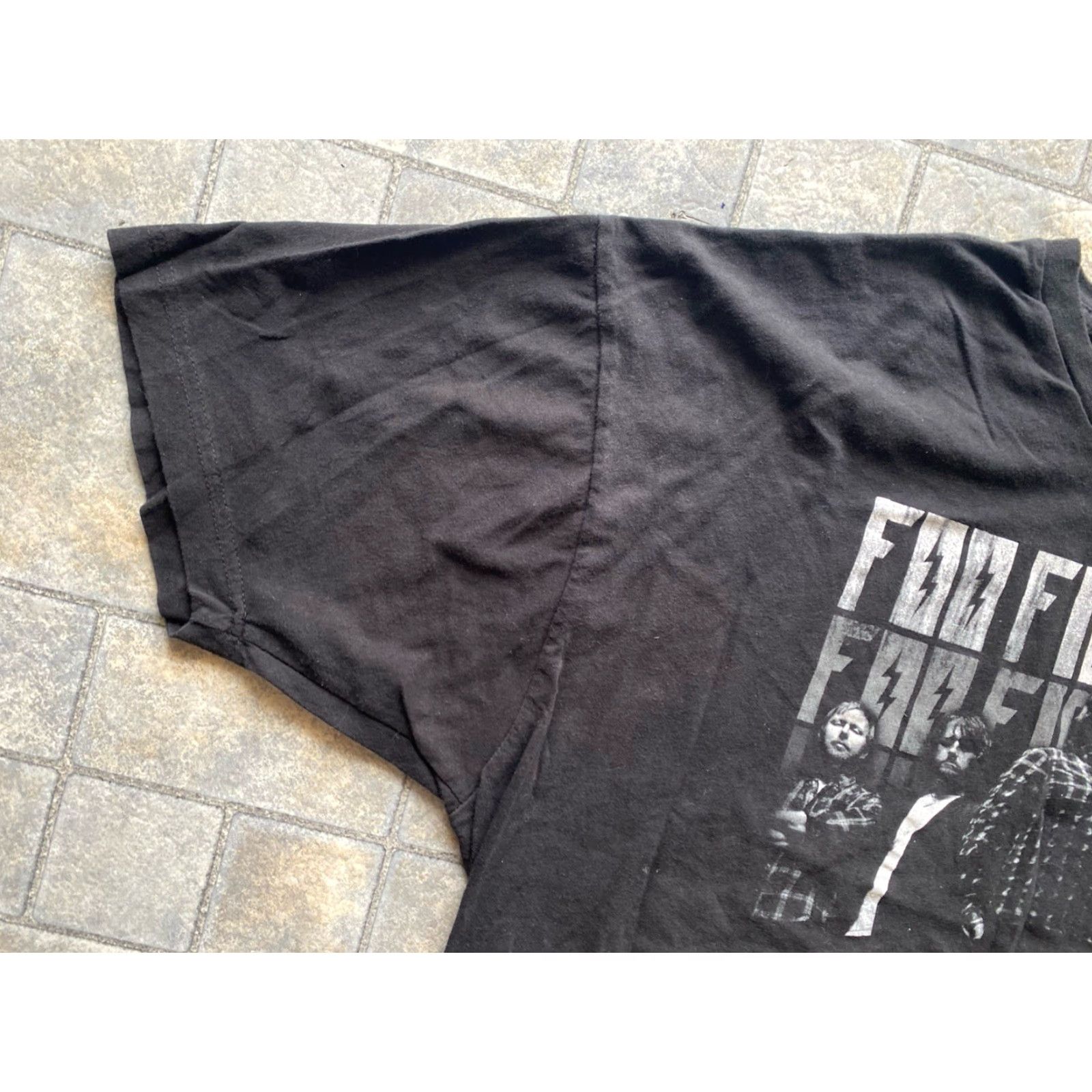 Tultex VINTAGE 2011 Foo Fighters Tultex 2XL Black T-Shirt Band Graphic Short Sleeve Mens Double Sided Size US XXL / EU 58 / 5 - 4 Thumbnail