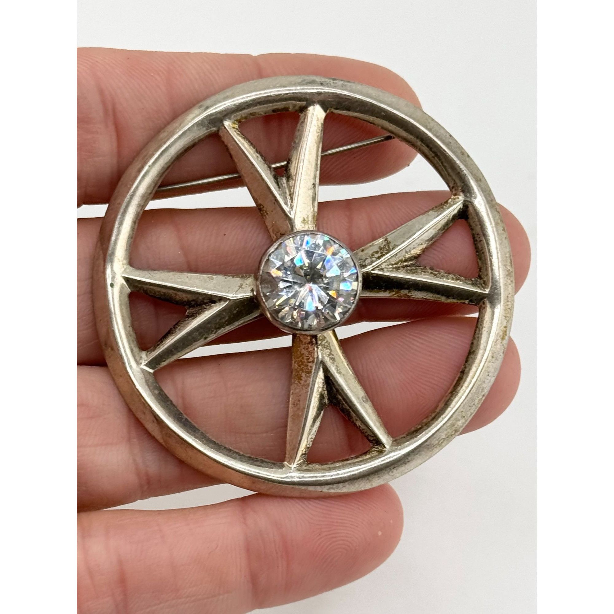 Vintage Vintage rhinestone Maltese cross brooch pin Size ONE SIZE - 4 Thumbnail