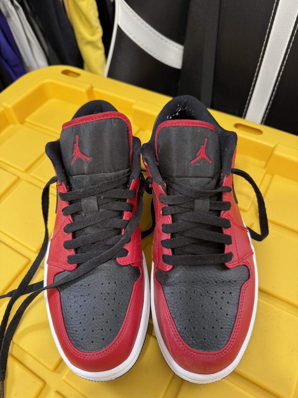 Jordan Brand Jordan Red and Black Sneakers Size US 8.5 / EU 41-42 - 1 Thumbnail