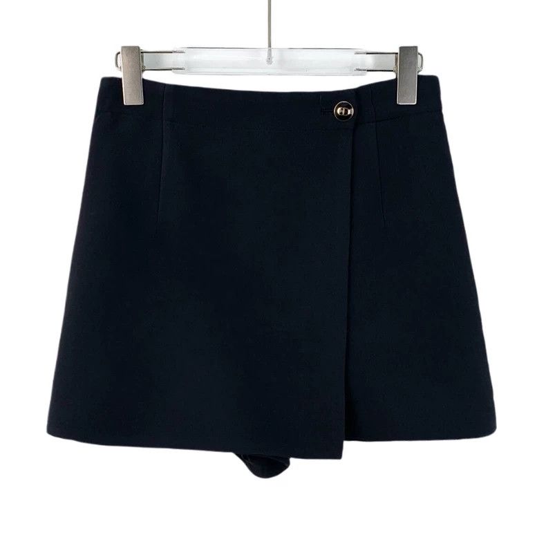 Dior Dior Black side CD button decoration wool casual shorts Size 42" / US 20 - 1 Thumbnail