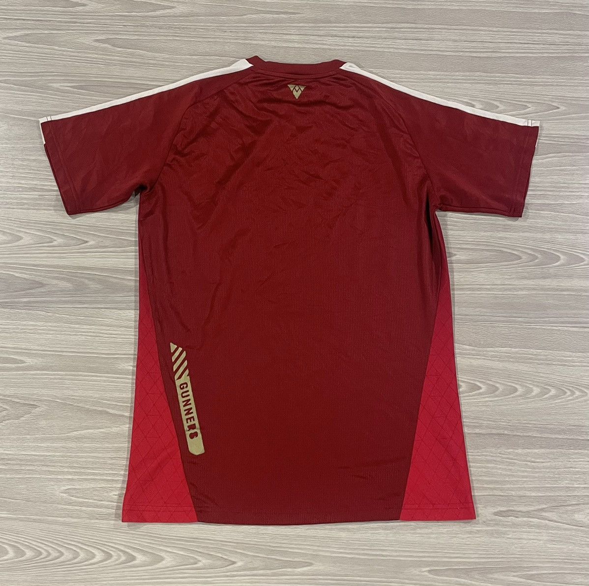 Puma Puma 2017/18 Arsenal FC Home Soccer Jersey Men’s Size Small Size US S / EU 44-46 / 1 - 6 Thumbnail