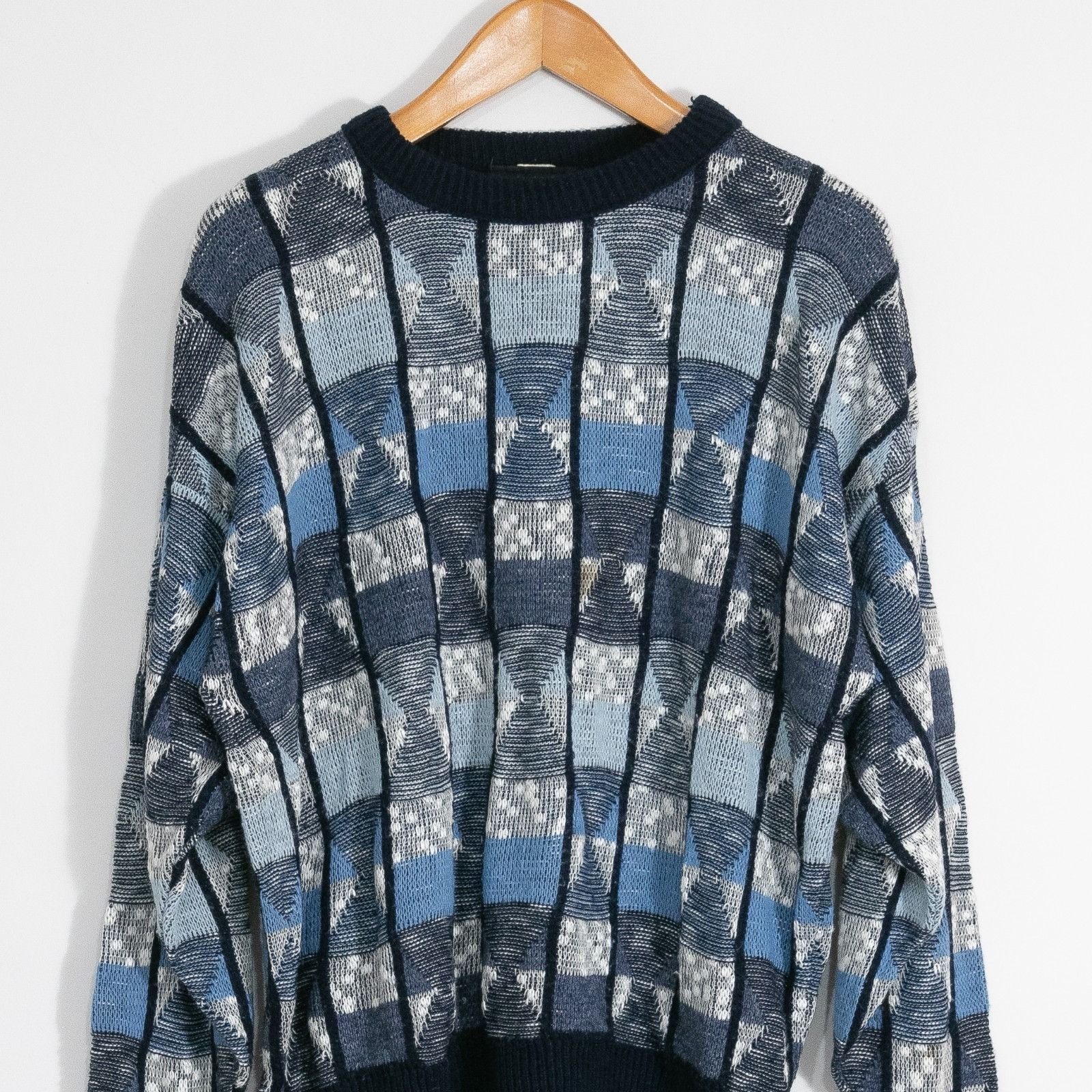 Vintage Vintage 90s Diamond Pattern Striped Acrylic Sweater Large Size US L / EU 52-54 / 3 - 2 Thumbnail