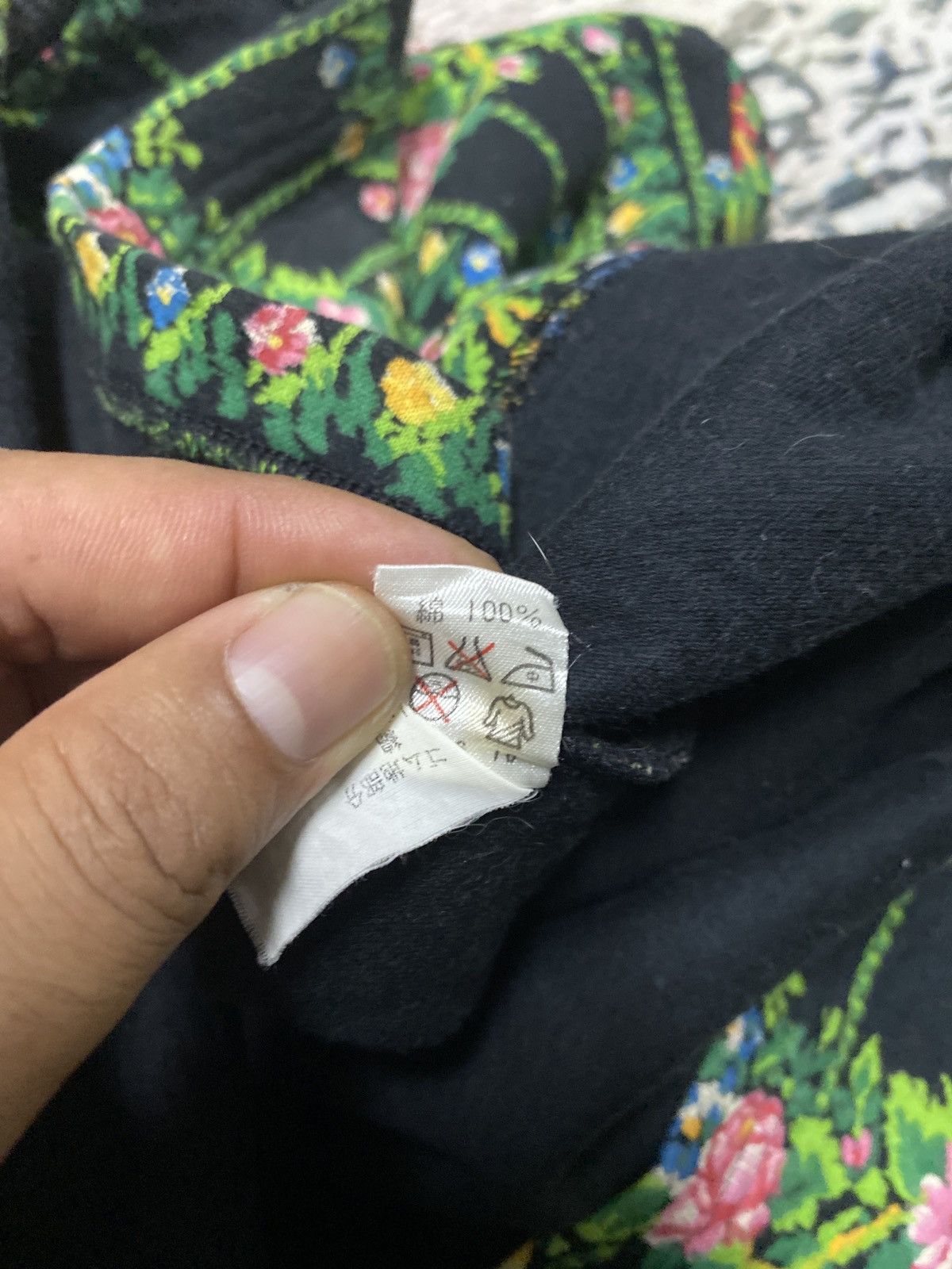 Kenzo Vintage 90’s Kenzo Floral Sweater Size M / US 6-8 / IT 42-44 - 9 Thumbnail