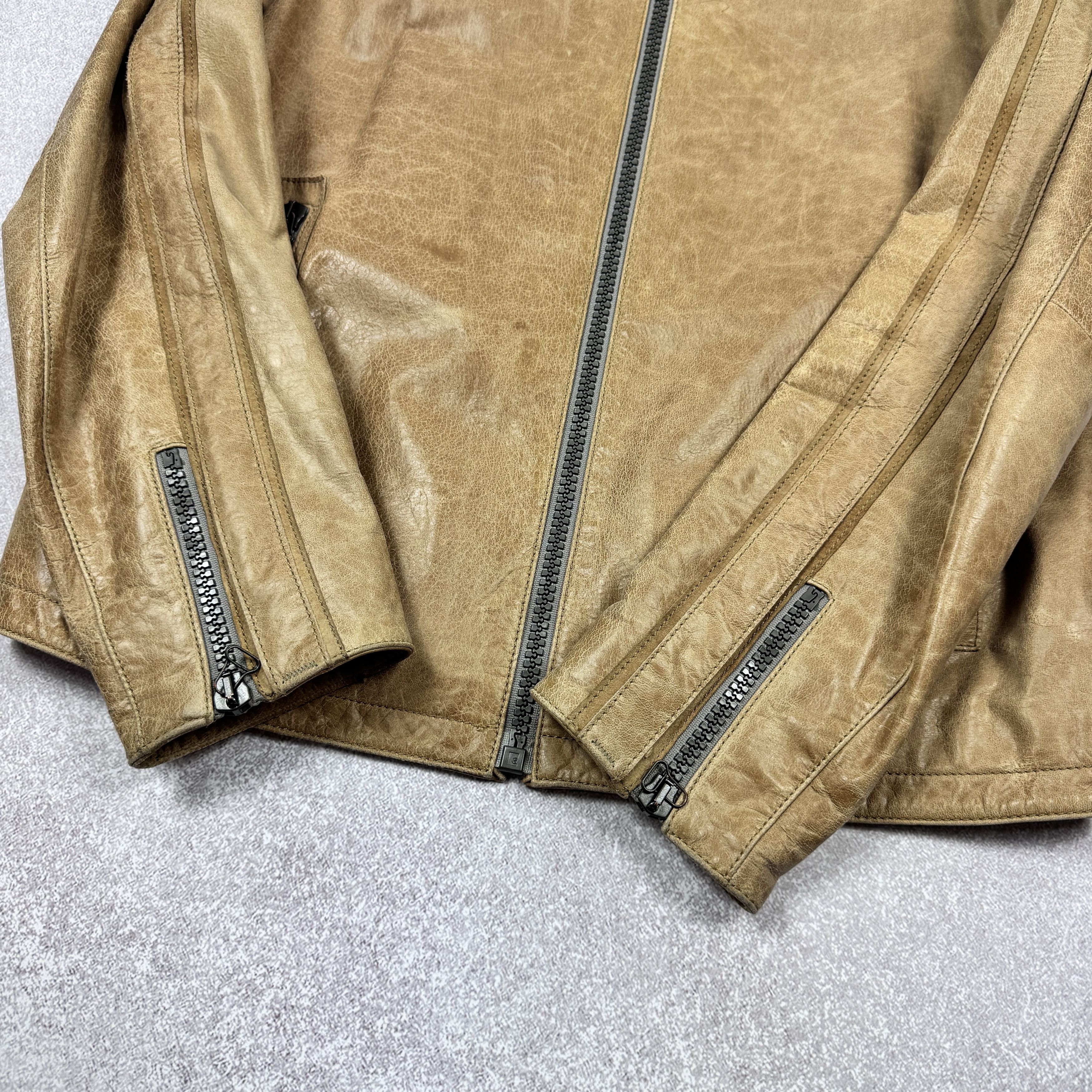 Genuine Leather × Strellson Men`s STRELLSON CARAMEL BROWN LEATHER BIKER JACKET SIZE L/52 Size US L / EU 52-54 / 3 - 4 Thumbnail