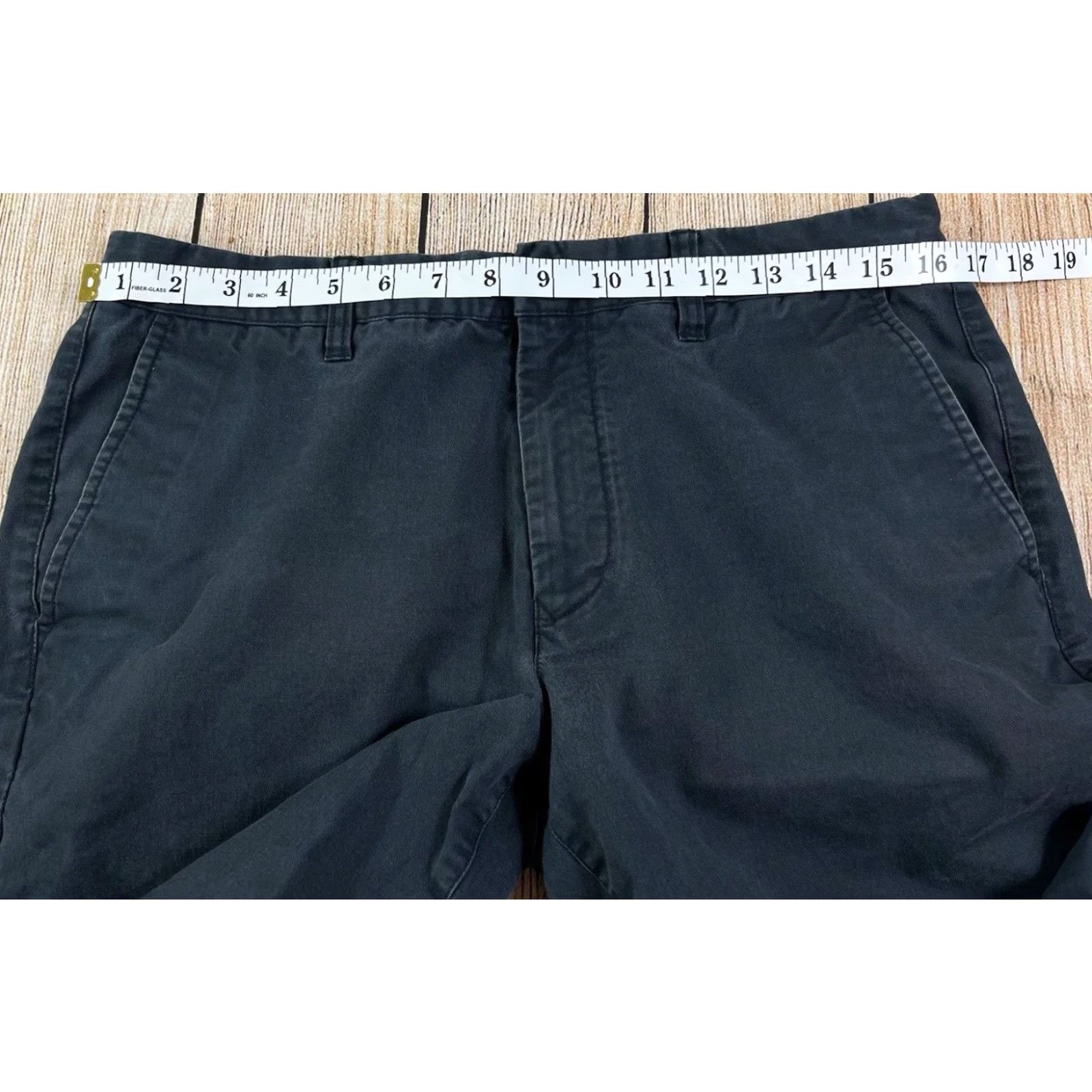 Bonobos VINTAGE? No—Actually Pre owned Bonobos Mens Chino Pants 32x30 Gray Relaxed Fit Casual Pockets 30 in Inseam Mens Size US 32 / EU 48 - 2 Thumbnail