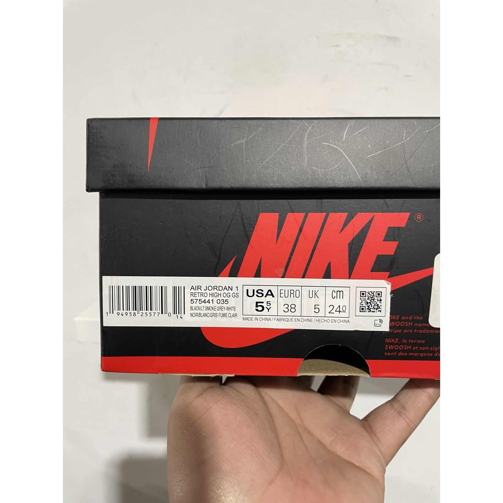 Nike NIKE JORDAN 1 SHADOW 2.0 SIZE 7Y PREOWNED Size US 7 / EU 40 - 7 Thumbnail