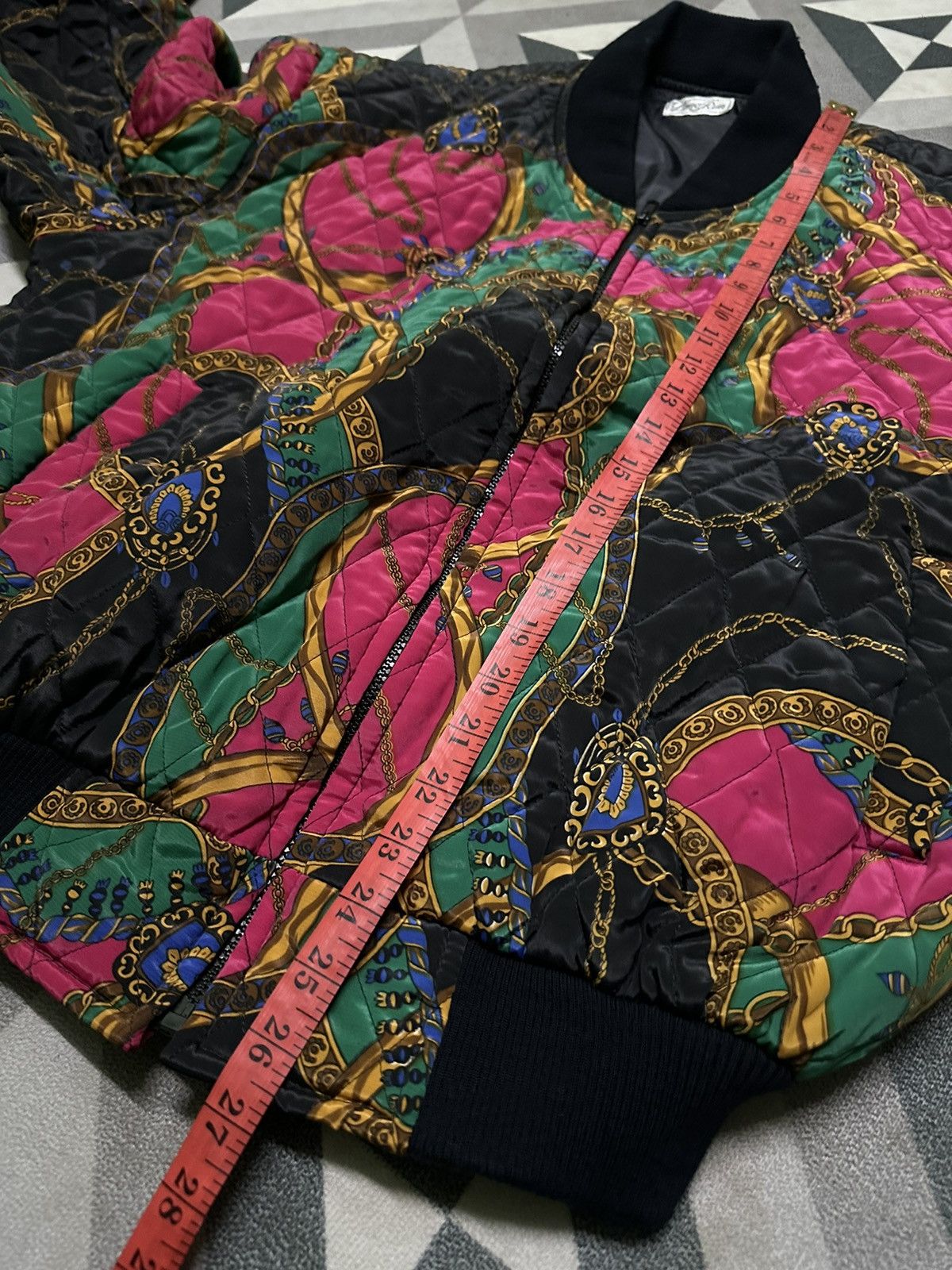 Japanese Brand bomber jacket inspired by Chanel Size US L / EU 52-54 / 3 - 9 Thumbnail