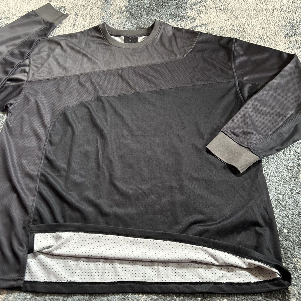 Kith 101 OTTO PANELED MESH L/S WARM UP SHOOTiNG SHiRT MiNiMALiSM Size US L / EU 52-54 / 3 - 8 Thumbnail
