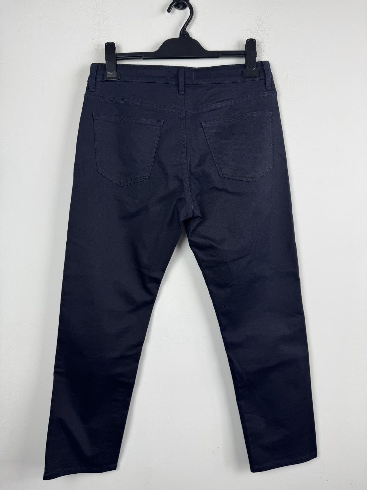 Uniqlo Uniqlo Classic Tapered Denim Jeans Size US 30 / EU 46 - 2 Thumbnail