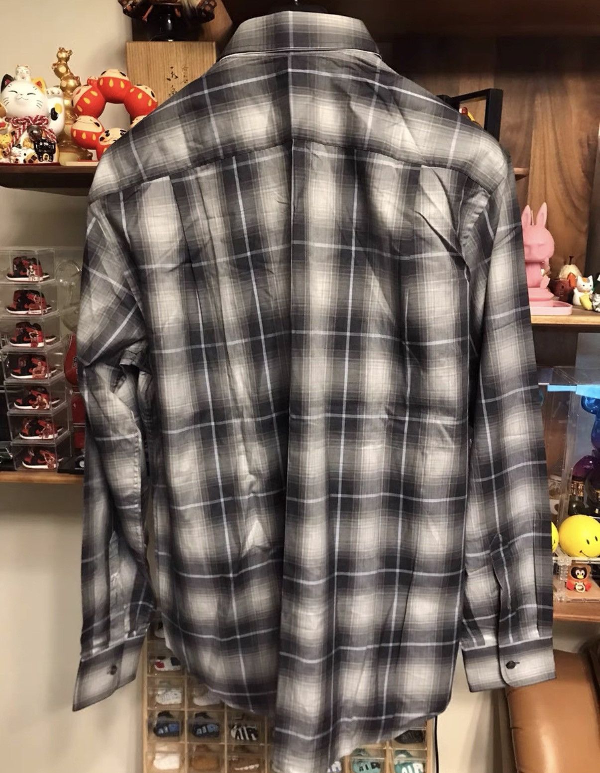 Brioni Brioni Shirt — A brand new size L from Brioni. Size US L / EU 52-54 / 3 - 2 Thumbnail