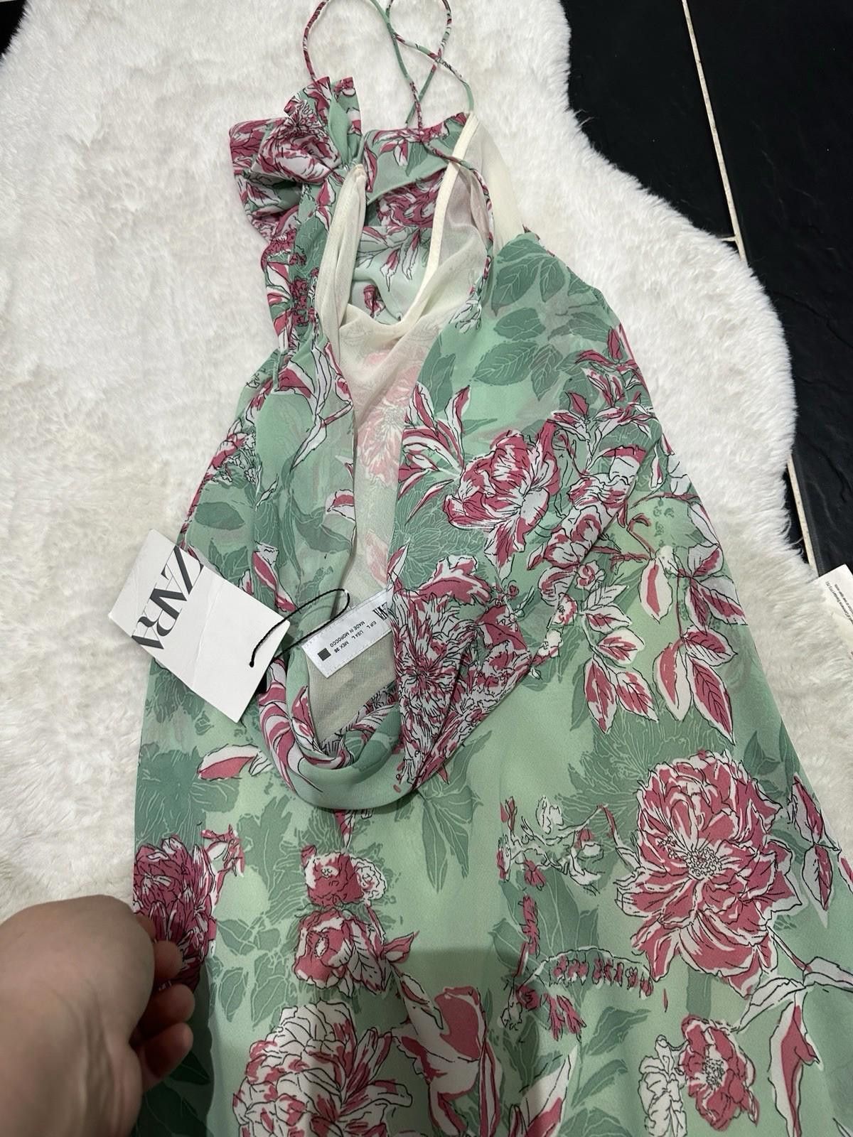 ZARA Green Floral Maxi dress - www.bongoclub.cl