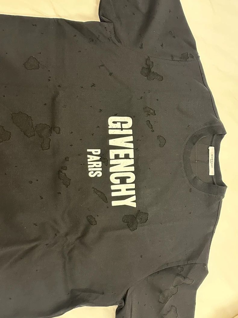 Givenchy Givenchy Men's T-shirt Size US M / EU 48-50 / 2 - 2 Thumbnail