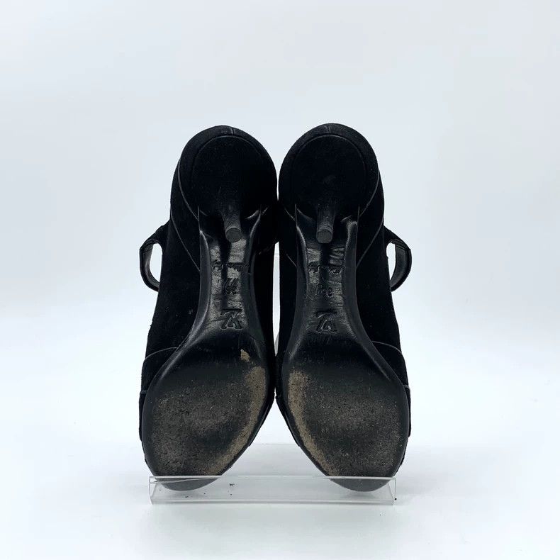 Louis Vuitton Louis Vuitton Black thin heel fish mouth high heels Size US 5.5 / IT 35.5 - 5 Thumbnail