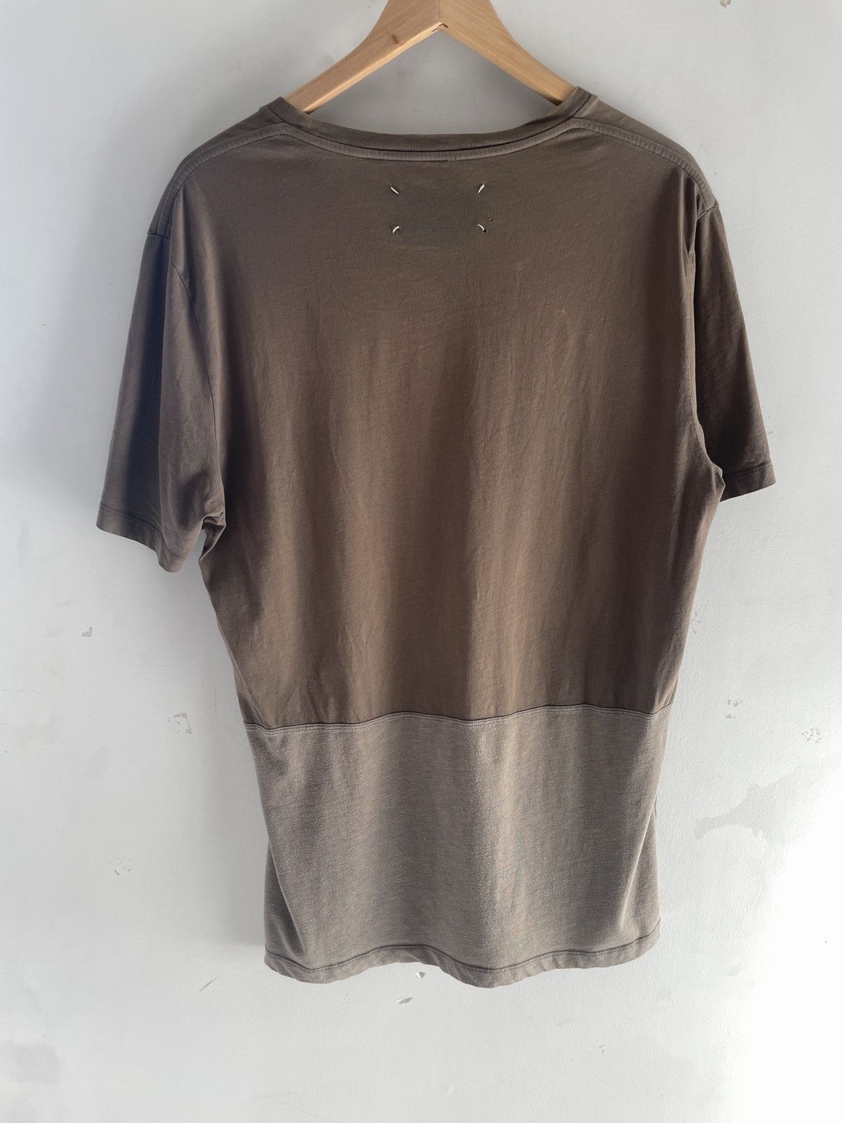 Maison Margiela Maison Margiela Brown Tee Shirt Size US XL / EU 56 / 4 - 4 Thumbnail