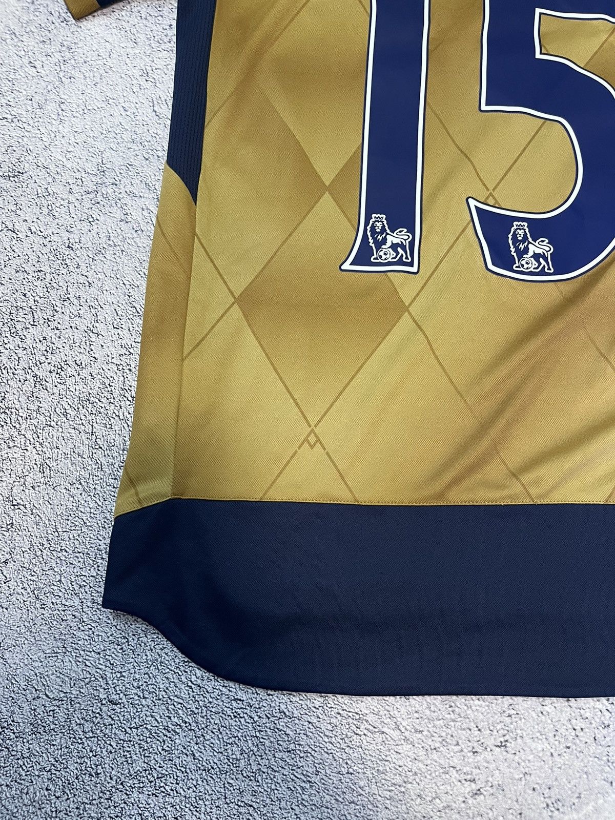 Puma Puma Arsenal 2015/2016 Jersey #15 Chamberlain Premier League Size US S / EU 44-46 / 1 - 22 Thumbnail
