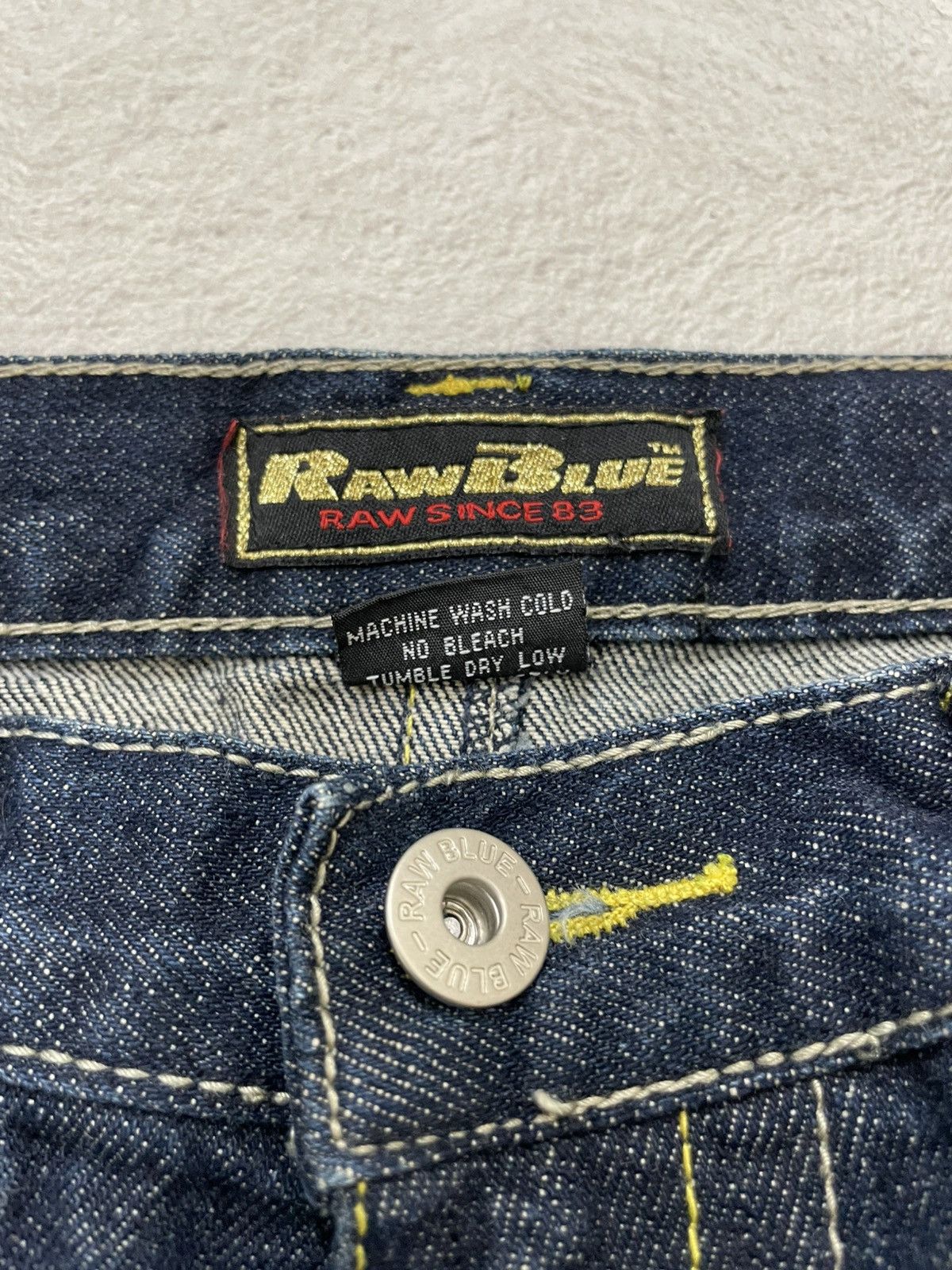 Japanese Brand 2000s Rawblue Crown Graphic Denim Shorts Y2K Streetwear Size US 33 - 5 Thumbnail