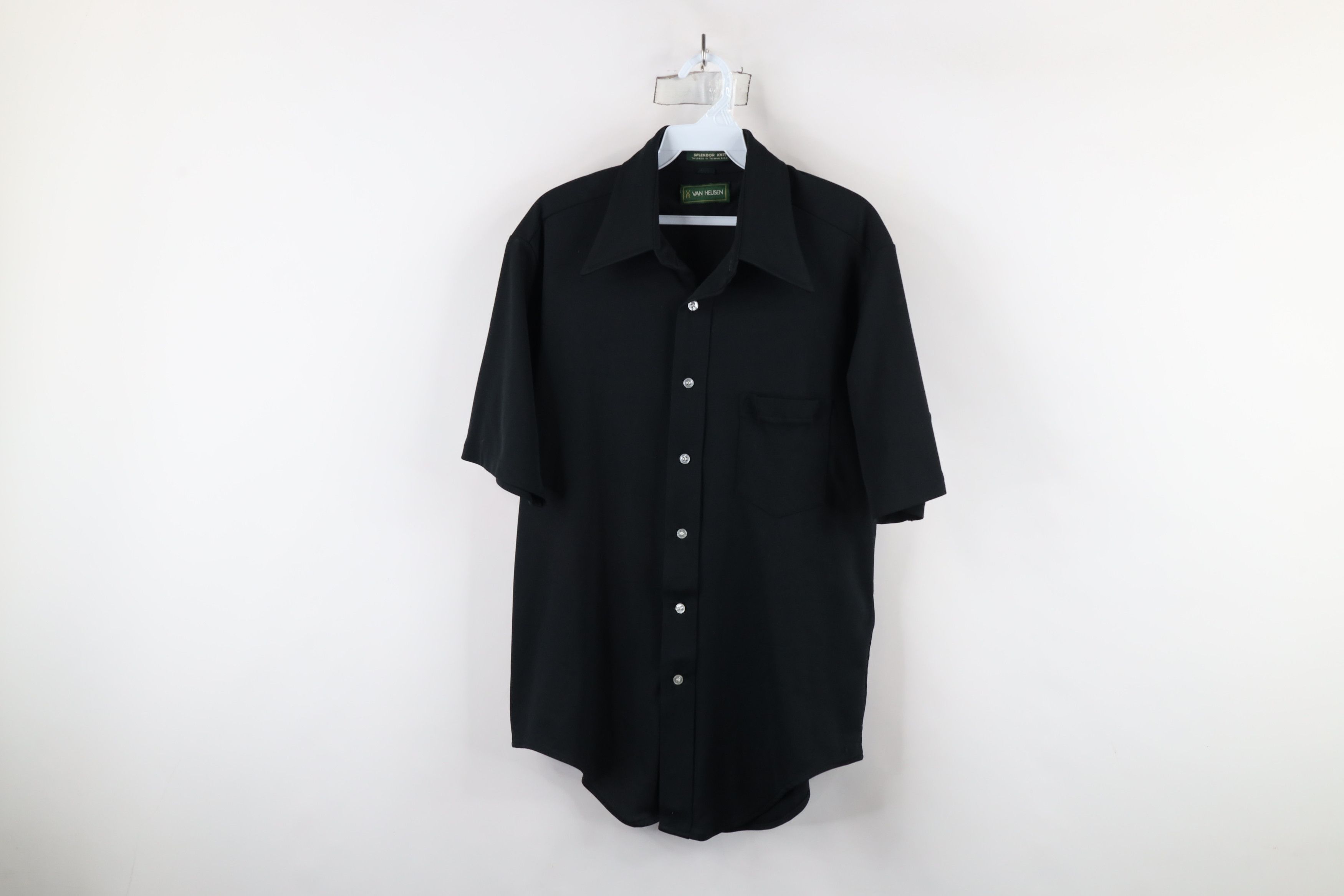 Vintage Vintage 70s Streetwear Short Sleeve Collared Button Shirt Size US M / EU 48-50 / 2 - 1 Thumbnail