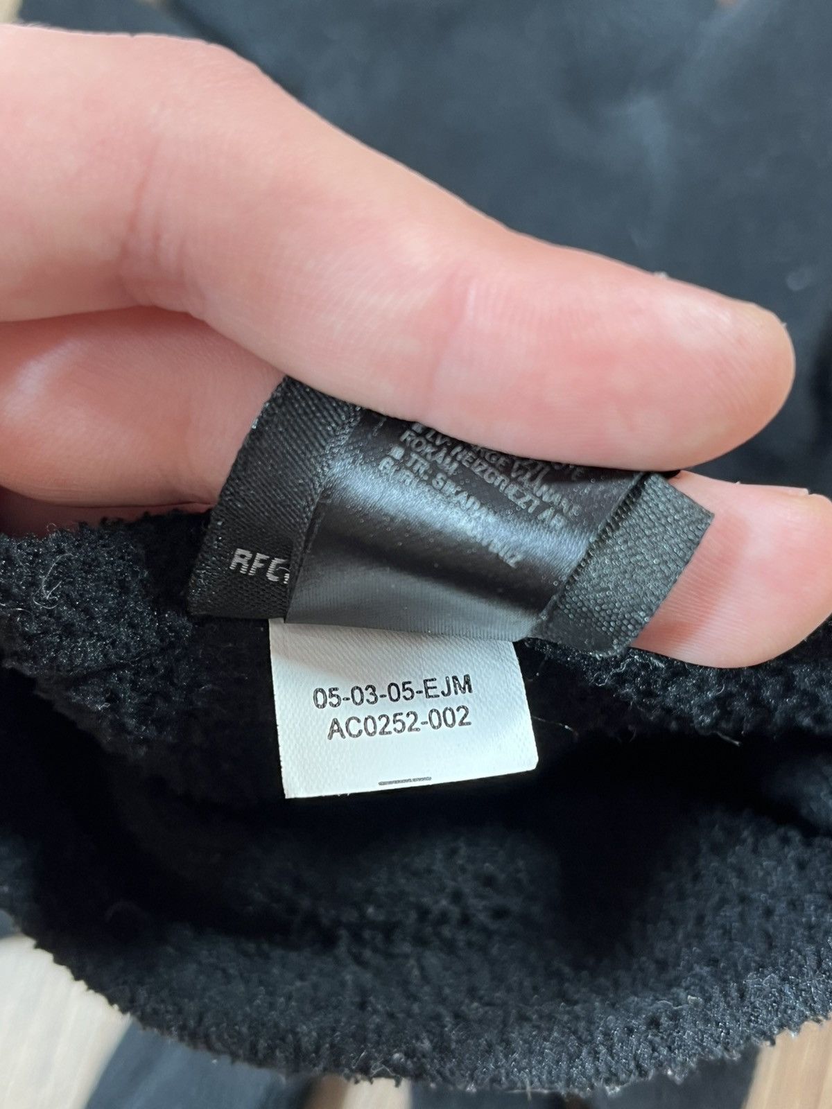 Nike × Vintage Vintage Y2K Nike Fleece Gloves Size ONE SIZE - 7 Thumbnail