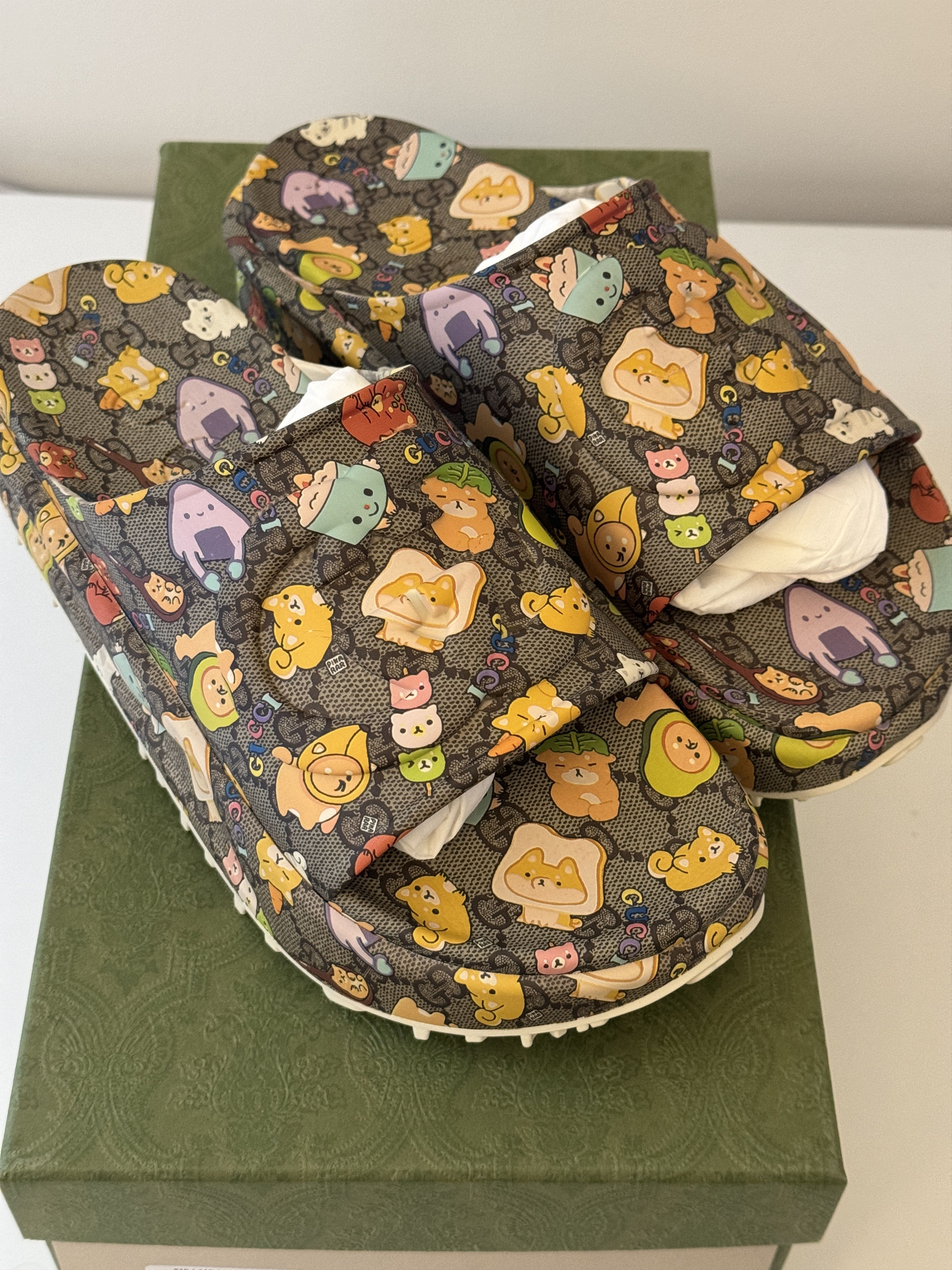 image of Sz 10G - Angela Nguyen Pikarar Gucci Slide Sandal Print GG in Brown, Men's