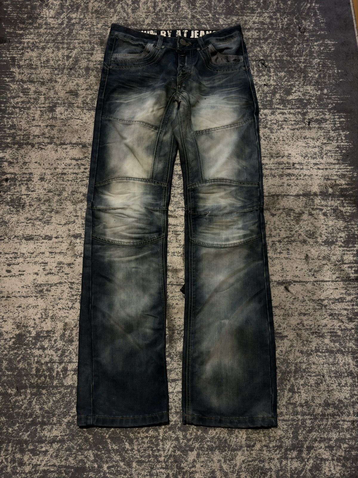Levi's straight fit vintage jeans Size US 30 / EU 46 - 1 Thumbnail