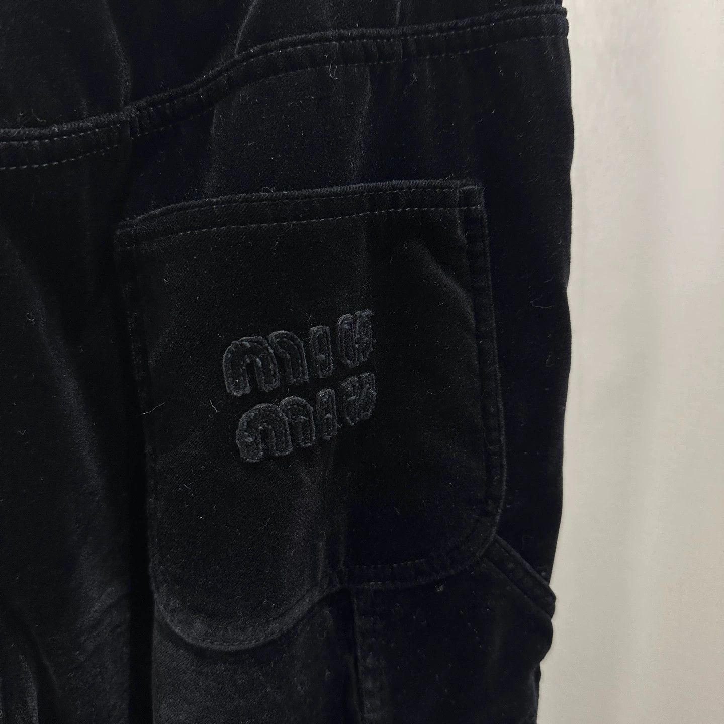 Miu Miu MIU MIU Velvet Logo Lettering Gold Buckle Pants 40 Size 27" / US 4 / IT 40 - 7 Thumbnail