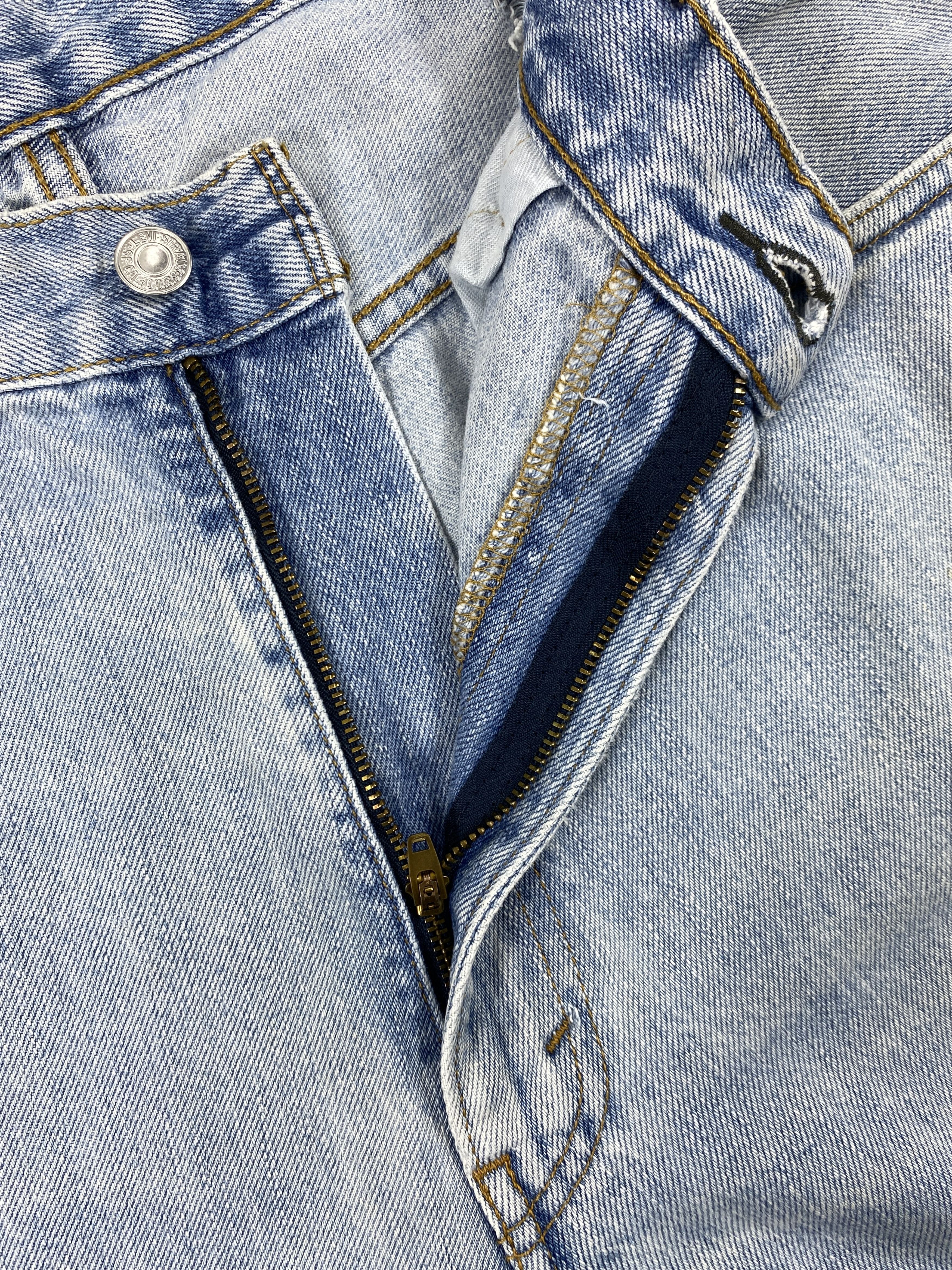 Levi's Light Wash Vintage Levi's 550 Denim 37 x 28.5 -JN709 Size US 37 - 7 Thumbnail
